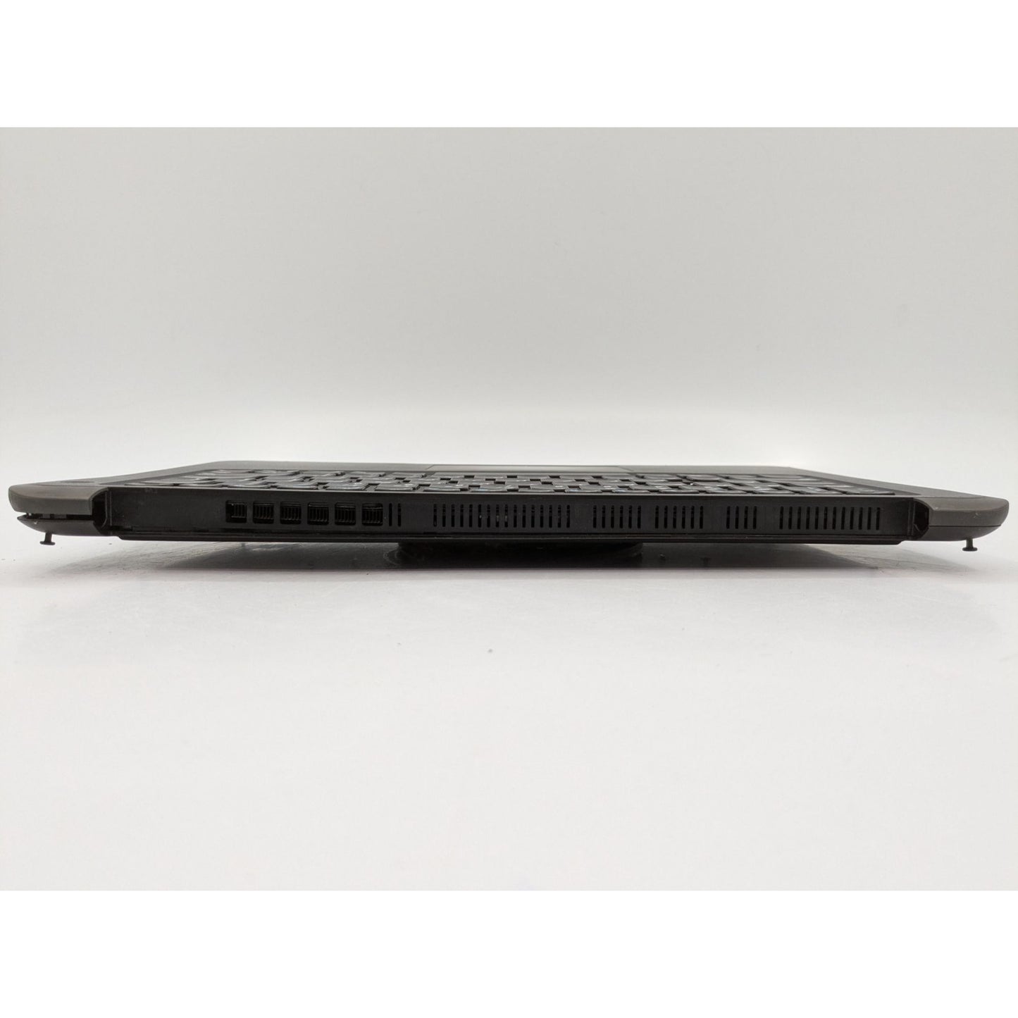 Dell Latitude 3380 Intel Core i5-7200U 2.50 GHz Processor QWERTY Keypad Black