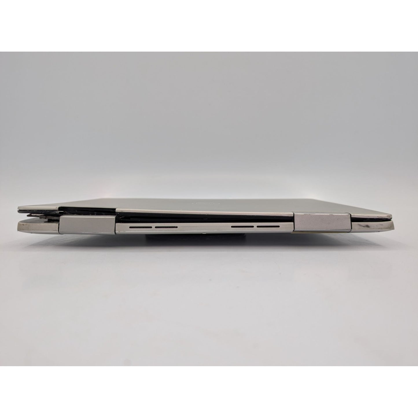 Dell Inspiron 7386 13.3" Display Intel Core i7-8565U 16GB RAM Silver Laptop