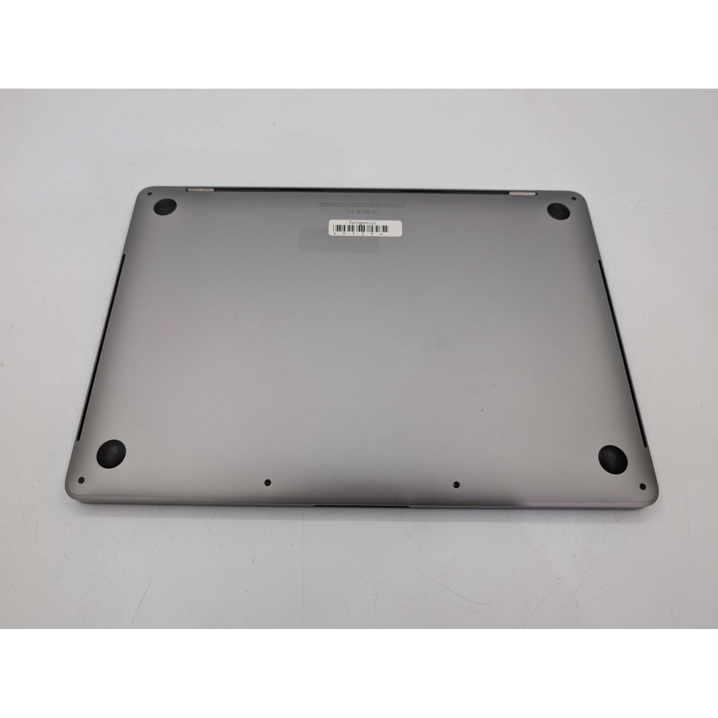 2020 Apple MacBook Pro A2251 13" Intel Core i7 1068NG7 32GB RAM 512GB SSD macOS