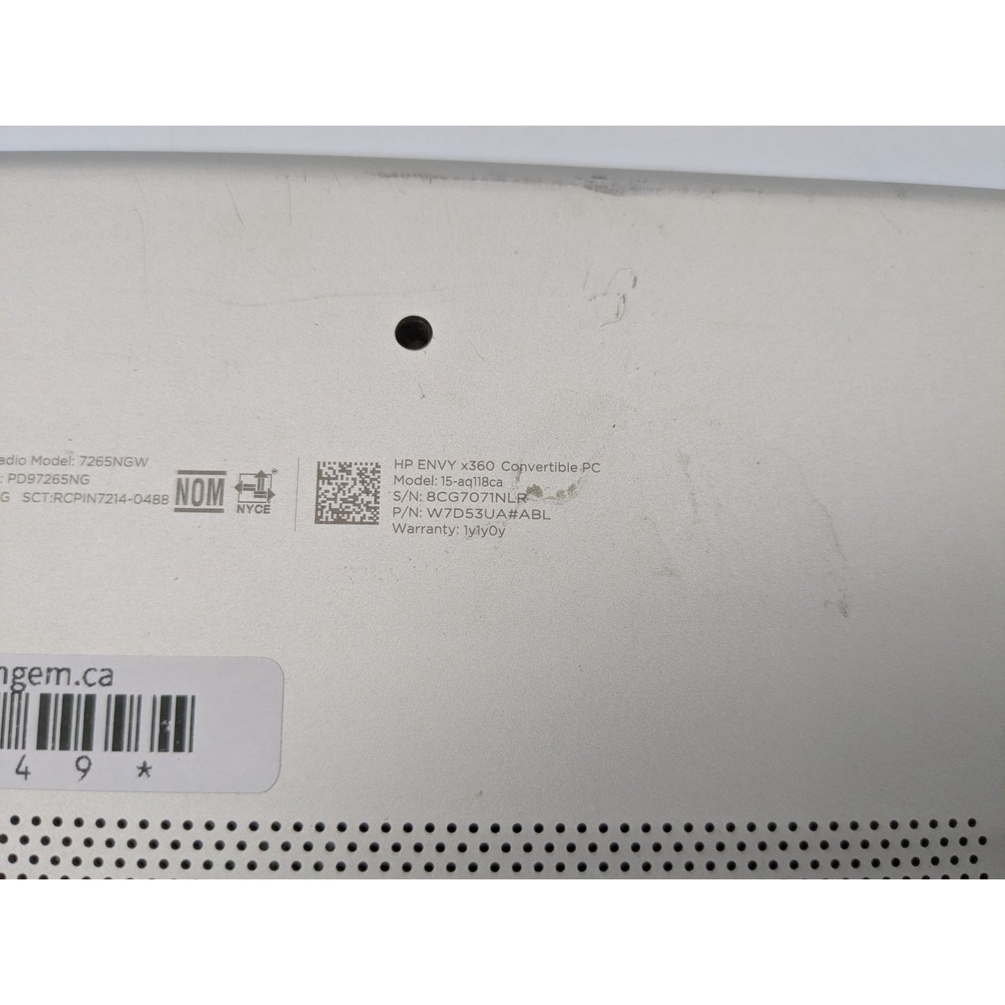 HP Envy X360 Convertible 15-AQ118CA 15.6” Intel Core i5-7200U Processor 2.50 Ghz