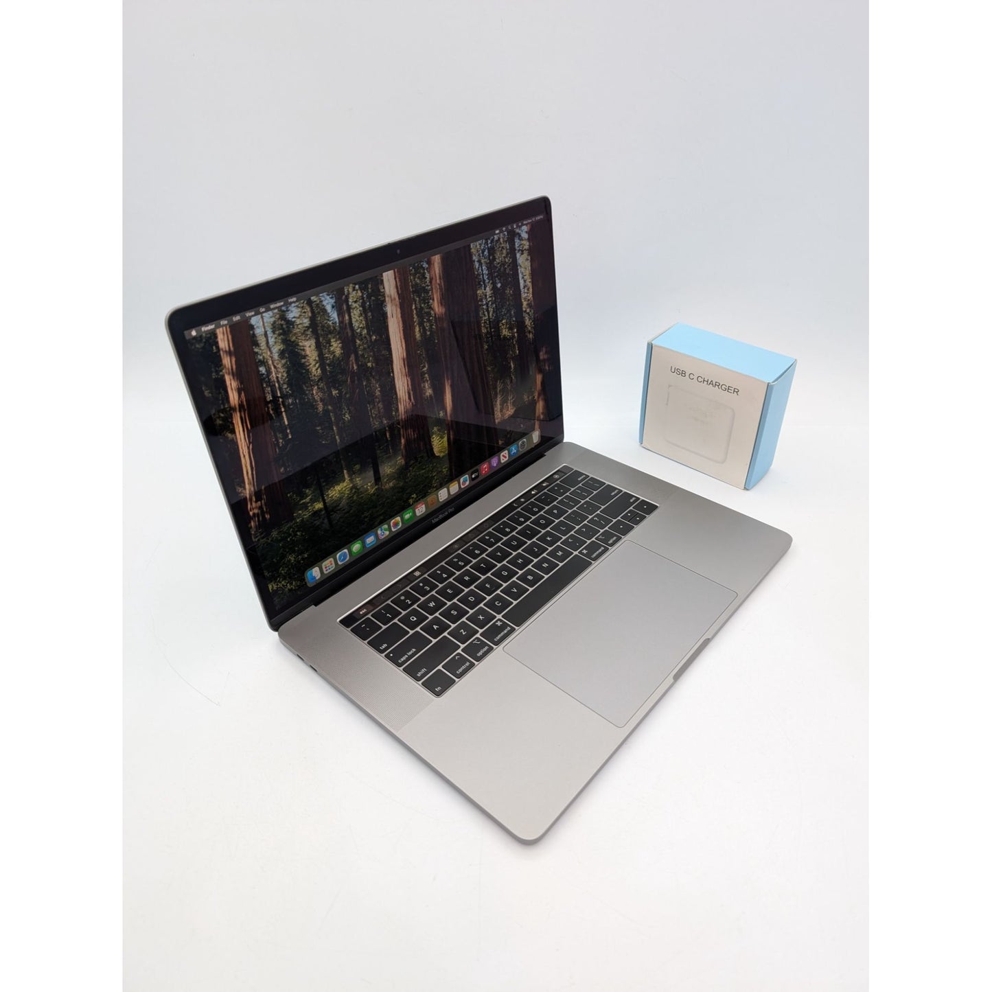 2018 Apple MacBook Pro A1990 15" Intel i7-8750H 16GB RAM 256GB SSD macOS Sequoia