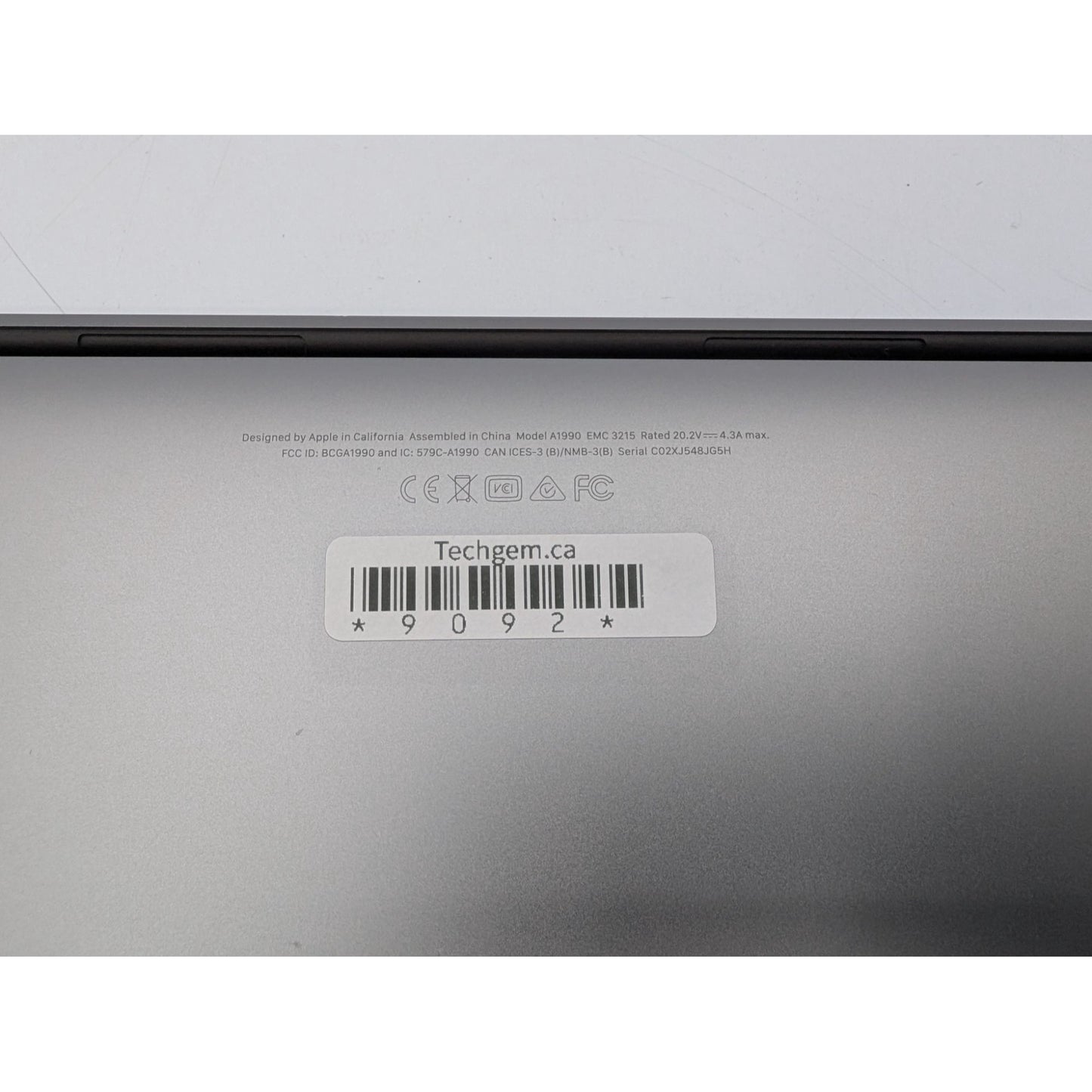 2018 Apple MacBook Pro A1990 15" Intel i7-8750H 16GB RAM 256GB SSD macOS Sequoia