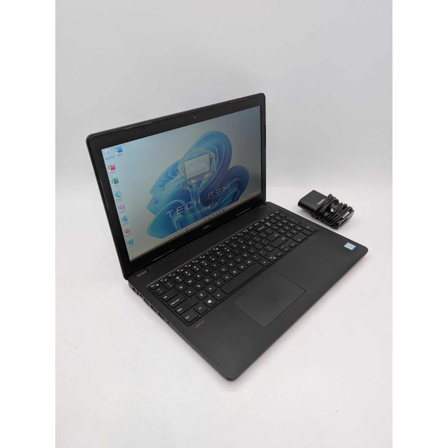 Dell Latitude 3580 15.6" Intel Core i7-7500U 16GB RAM 500GB SSD Window 11 Pro