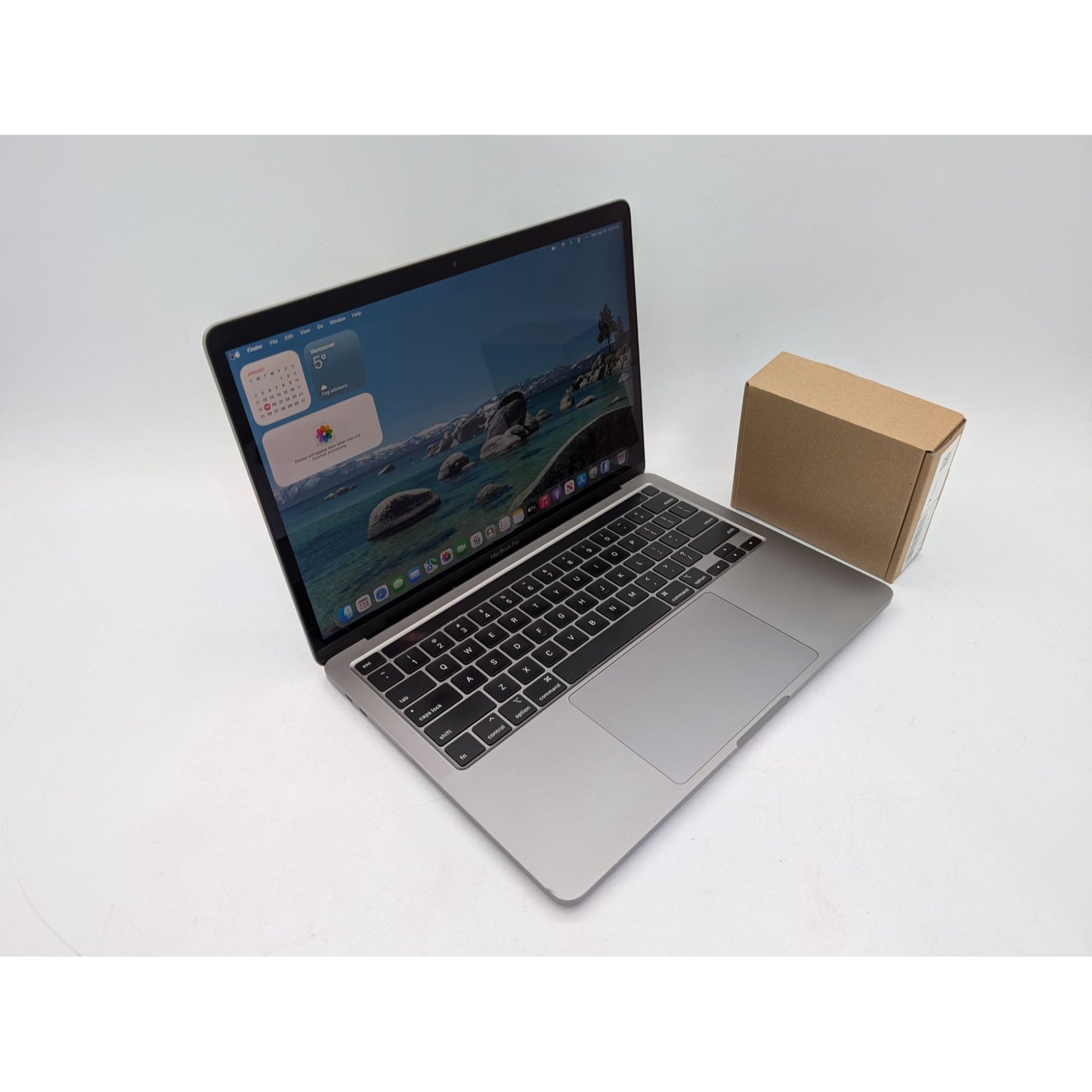 2020 Apple MacBook Pro A2251 13" Intel i7-1068NG7 32GB RAM 512GB SSD Tahoe OS