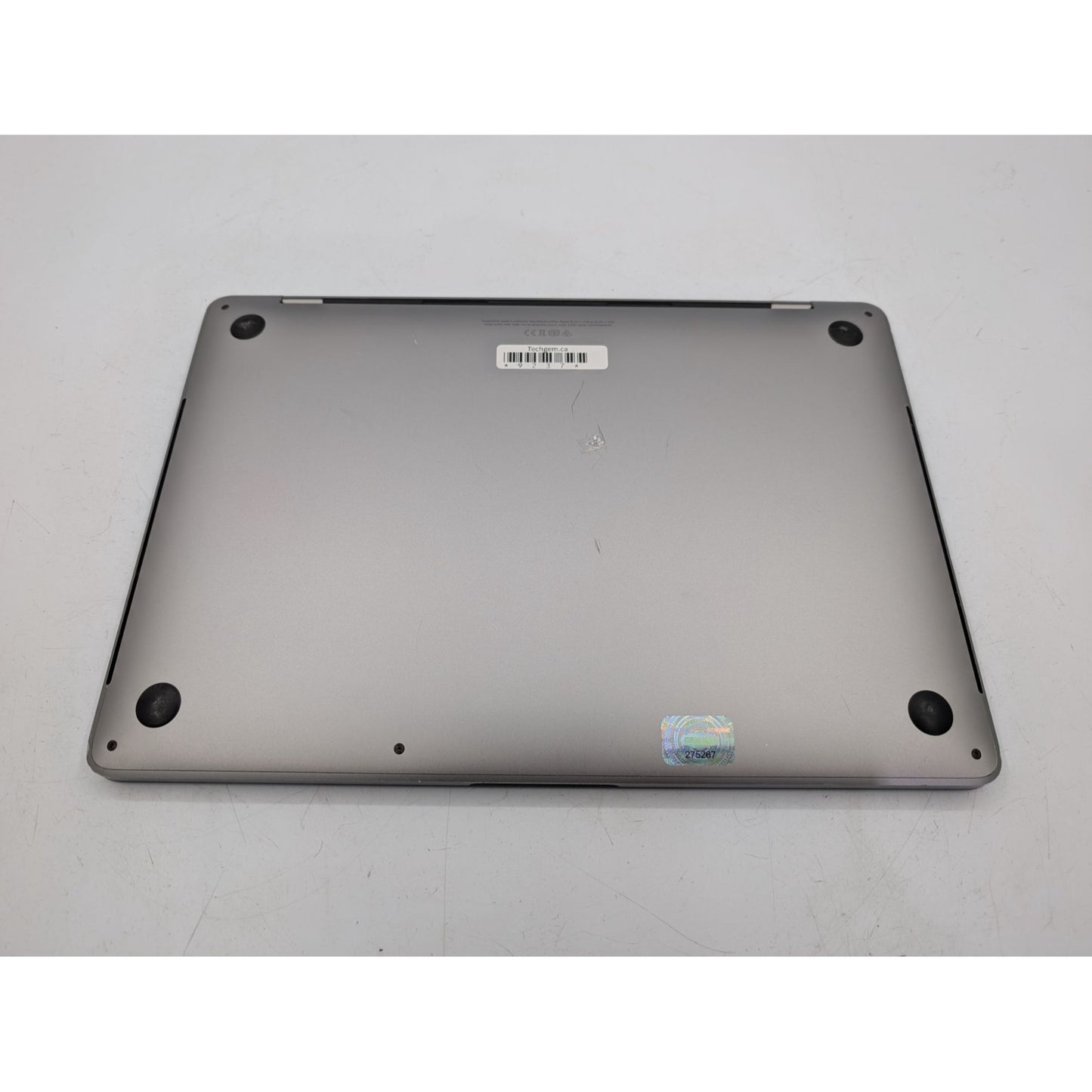 2020 Apple MacBook Pro A2251 13" Intel i7-1068NG7 32GB RAM 512GB SSD Tahoe OS