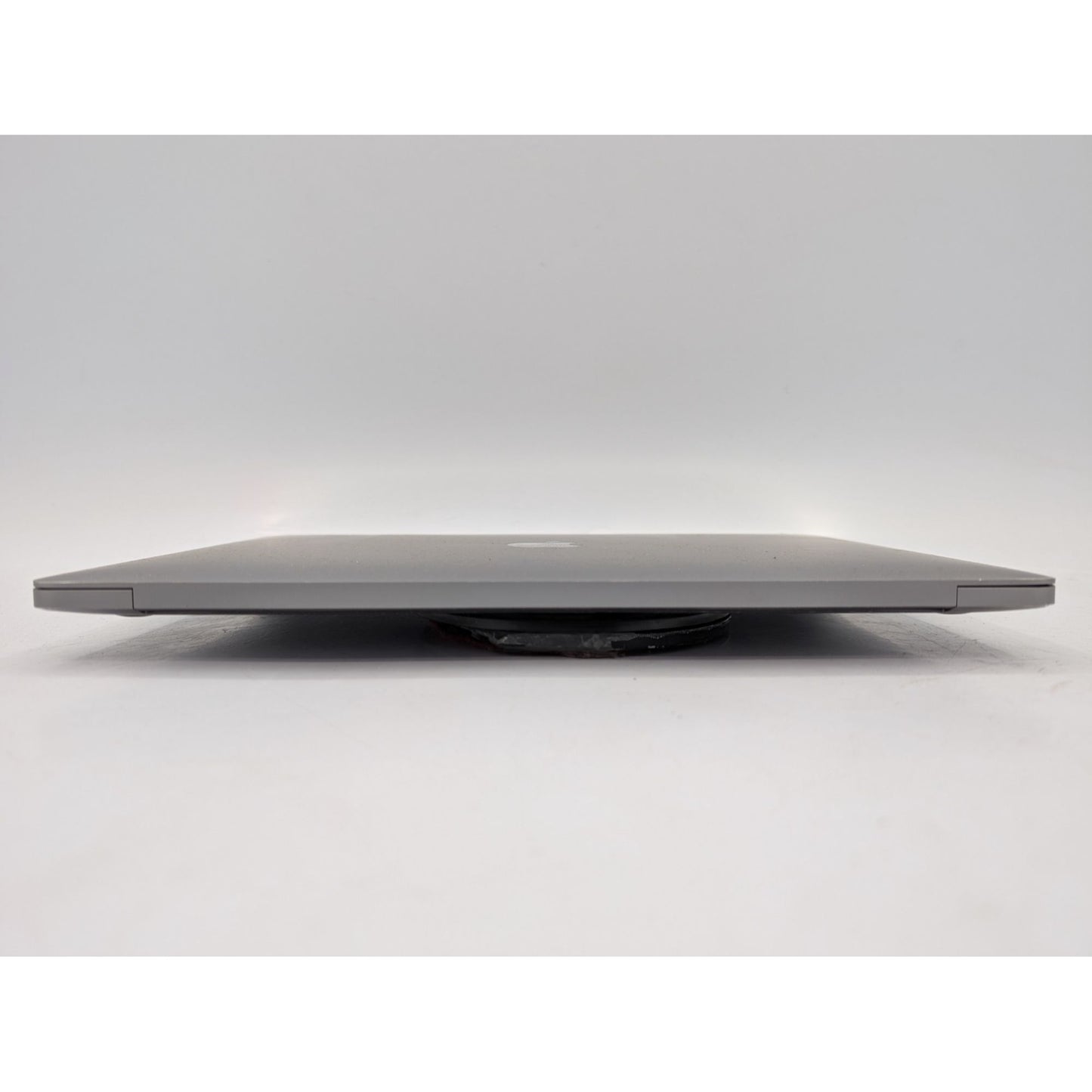 2020 Apple MacBook Pro A2251 13" Intel i7-1068NG7 32GB RAM 512GB SSD Tahoe OS