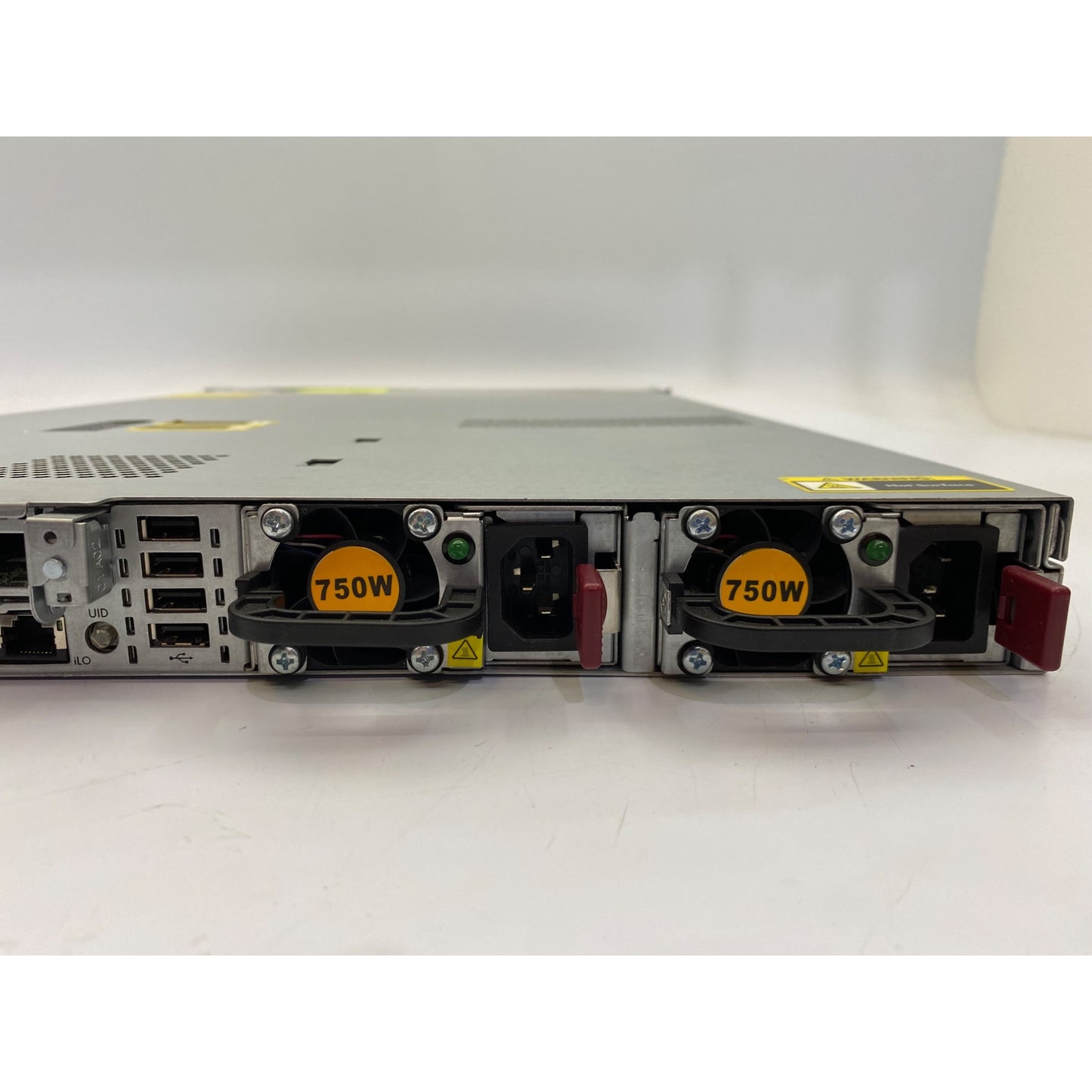 HP ProLiant DL360p Gen8 Server 2x Xeon E5-2643 @3.30GHz 16GB RAM