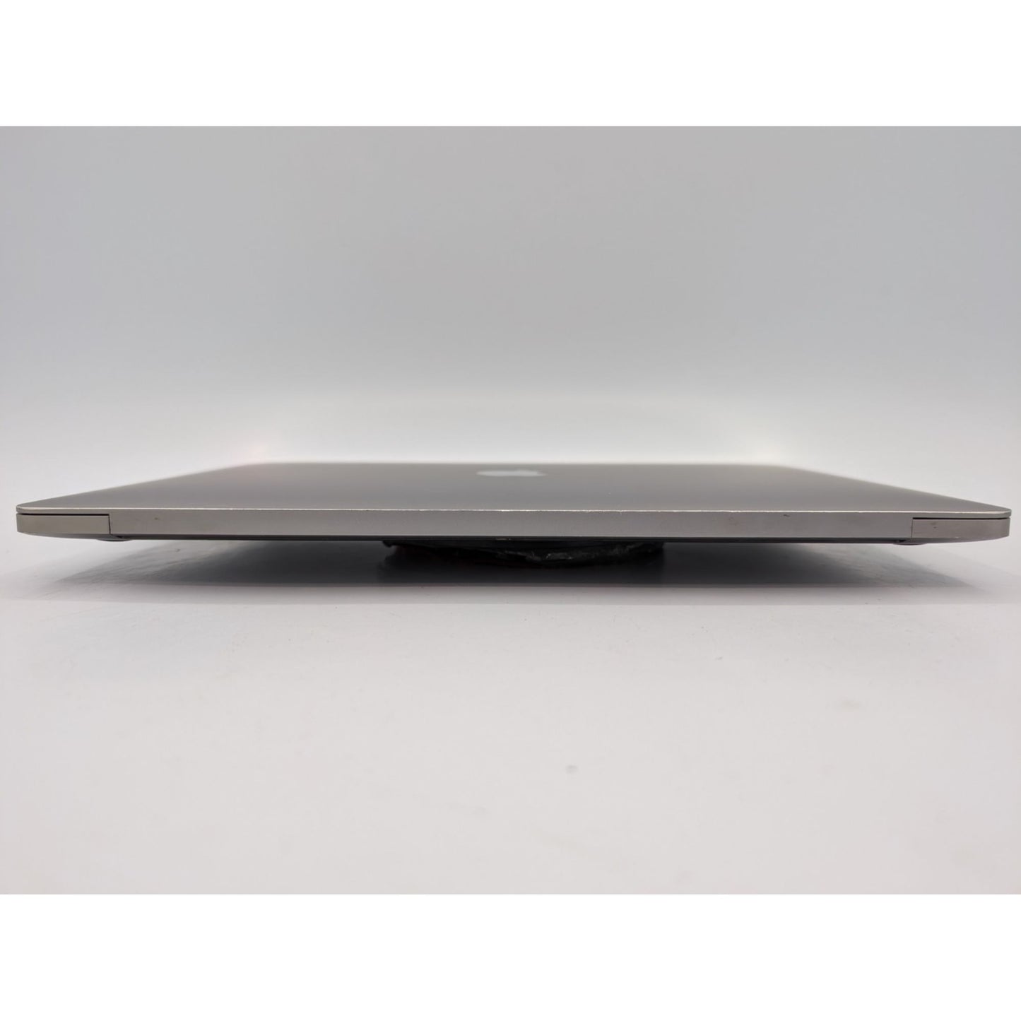 2020 Apple MacBook Pro A2251 Intel i7-1068NG7 13" 32GB RAM 512GB SSD OS Tahoe