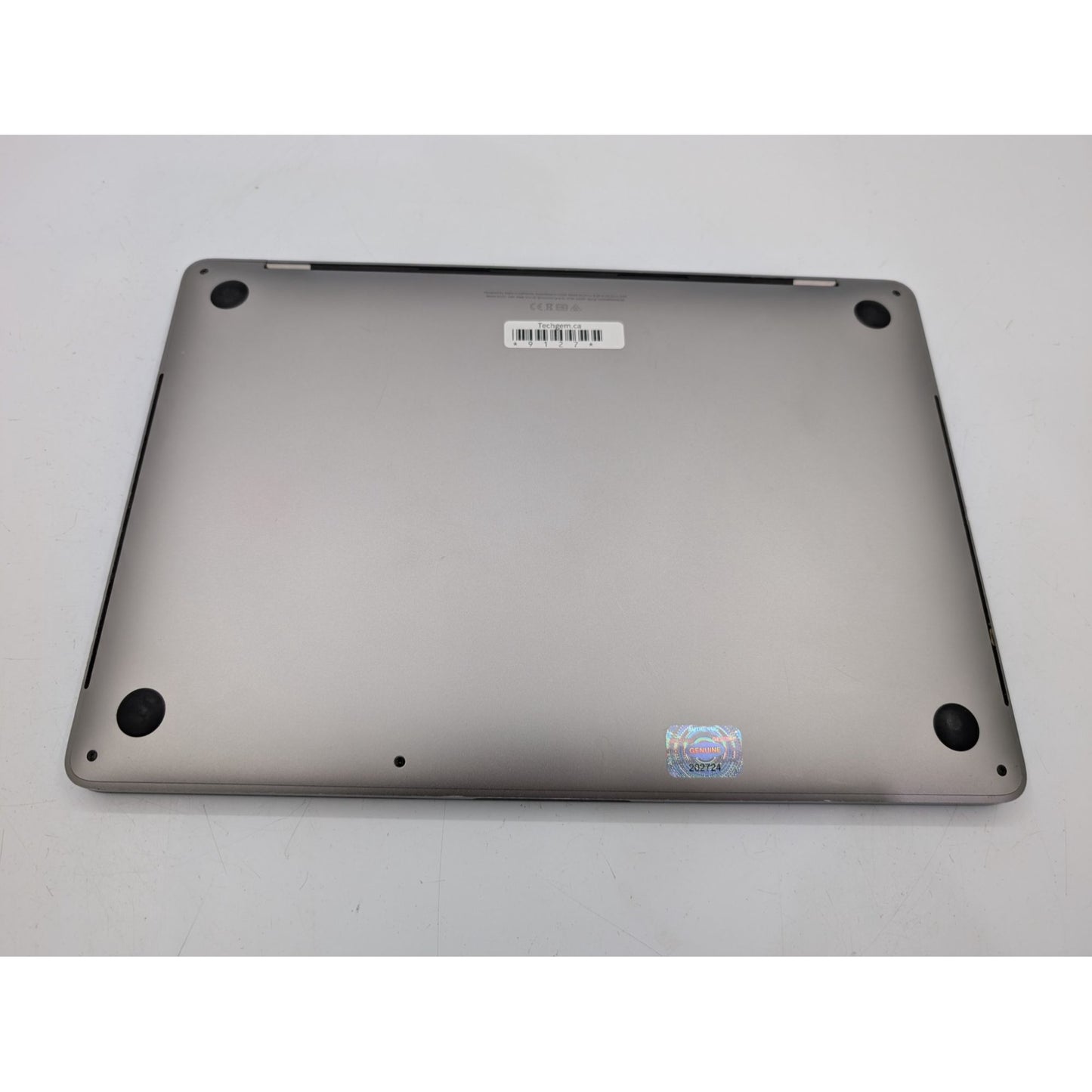 2020 Apple MacBook Pro A2251 Intel i7-1068NG7 13" 32GB RAM 512GB SSD OS Tahoe