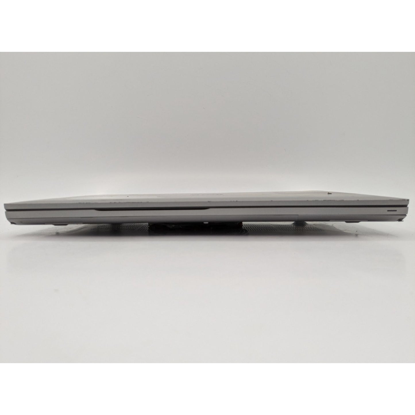 Dell Latitude 5510 15.6" Intel Core i7-10610U 1.8 GHz Broken Display