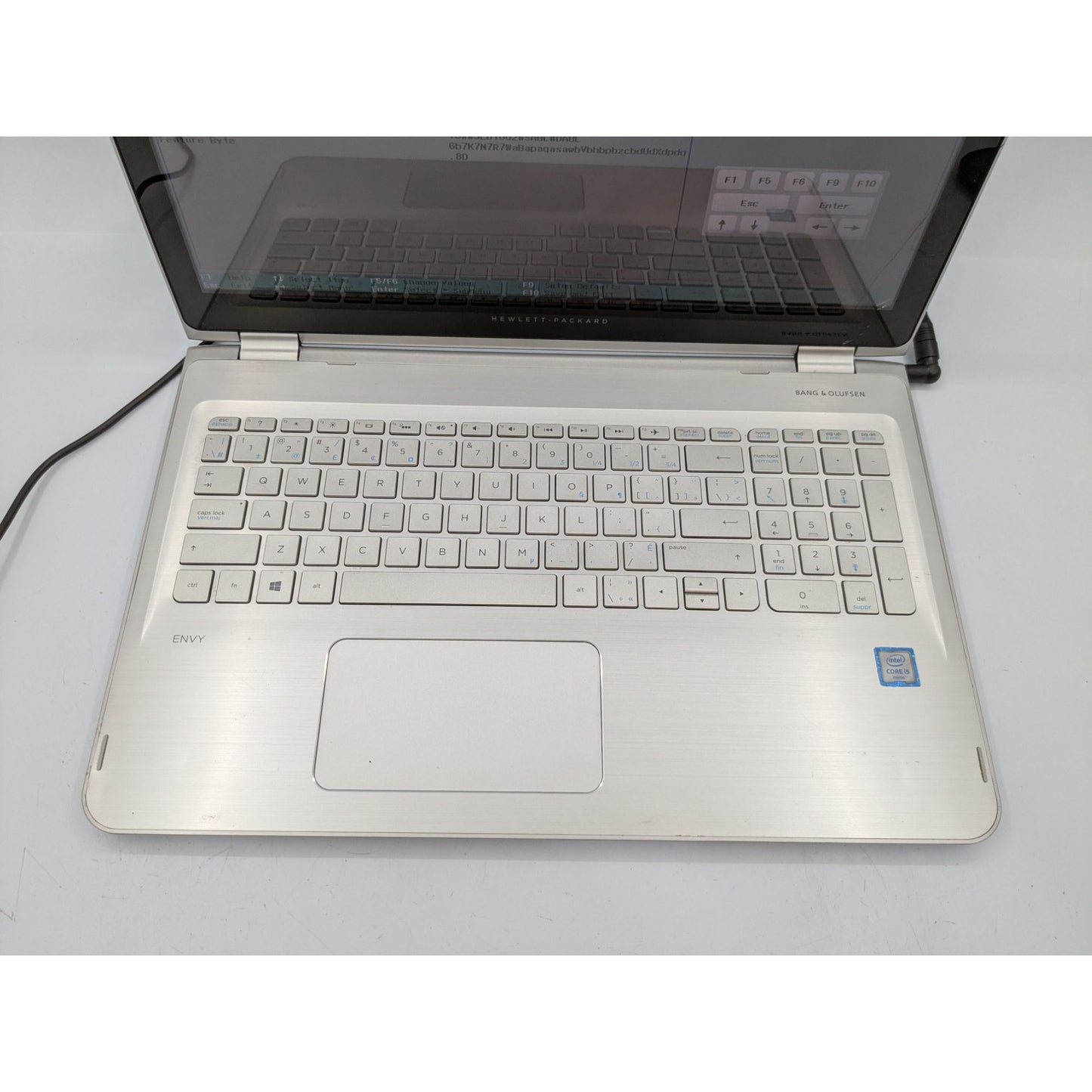 HP Envy x360 Convertible 15-W158CA 15.6" Screen Intel Core i5-6200U 8GB RAM