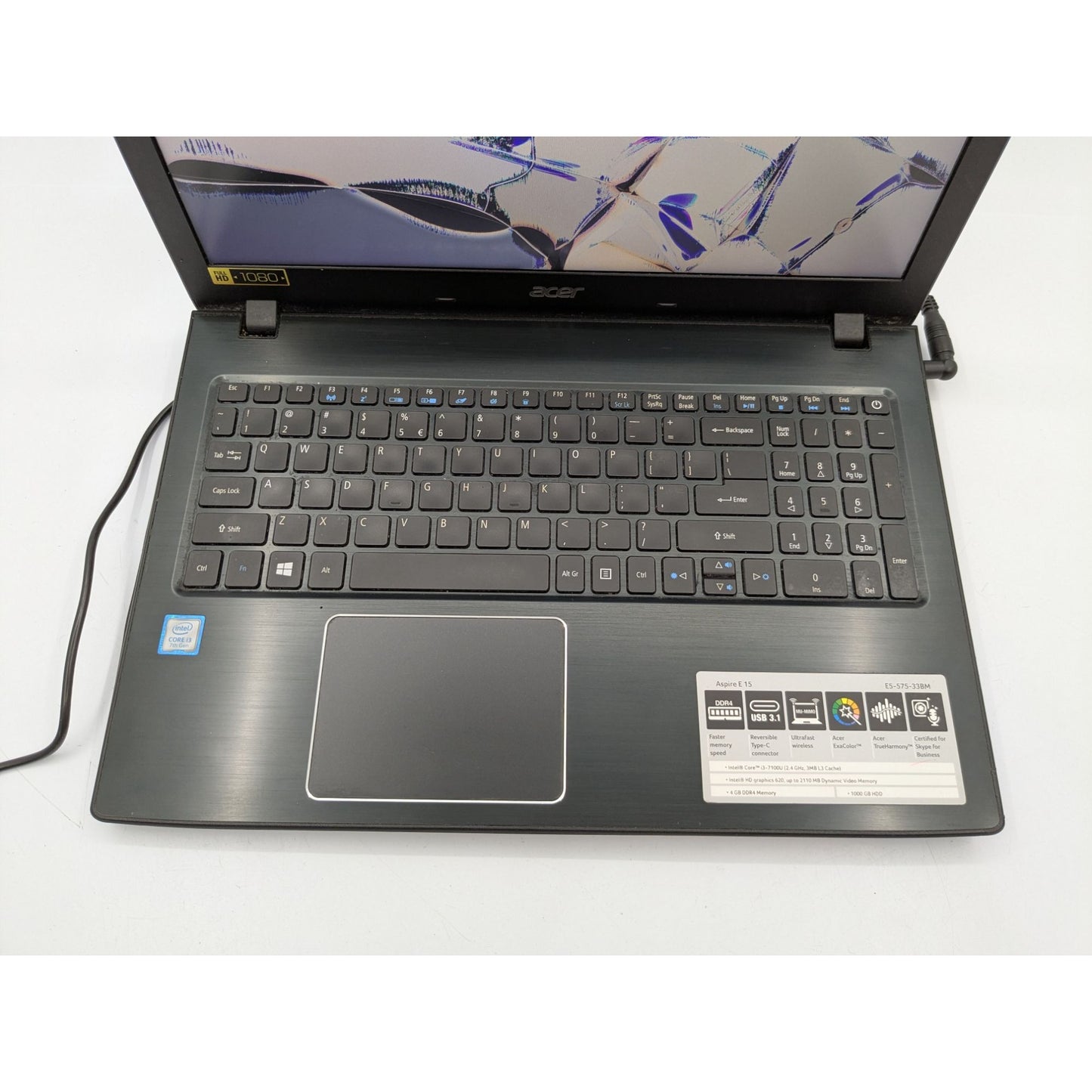 Acer Aspire E15 E5-575-33BM 15.6” FHD Intel Core i3-7100U 2.40 GHz Processor