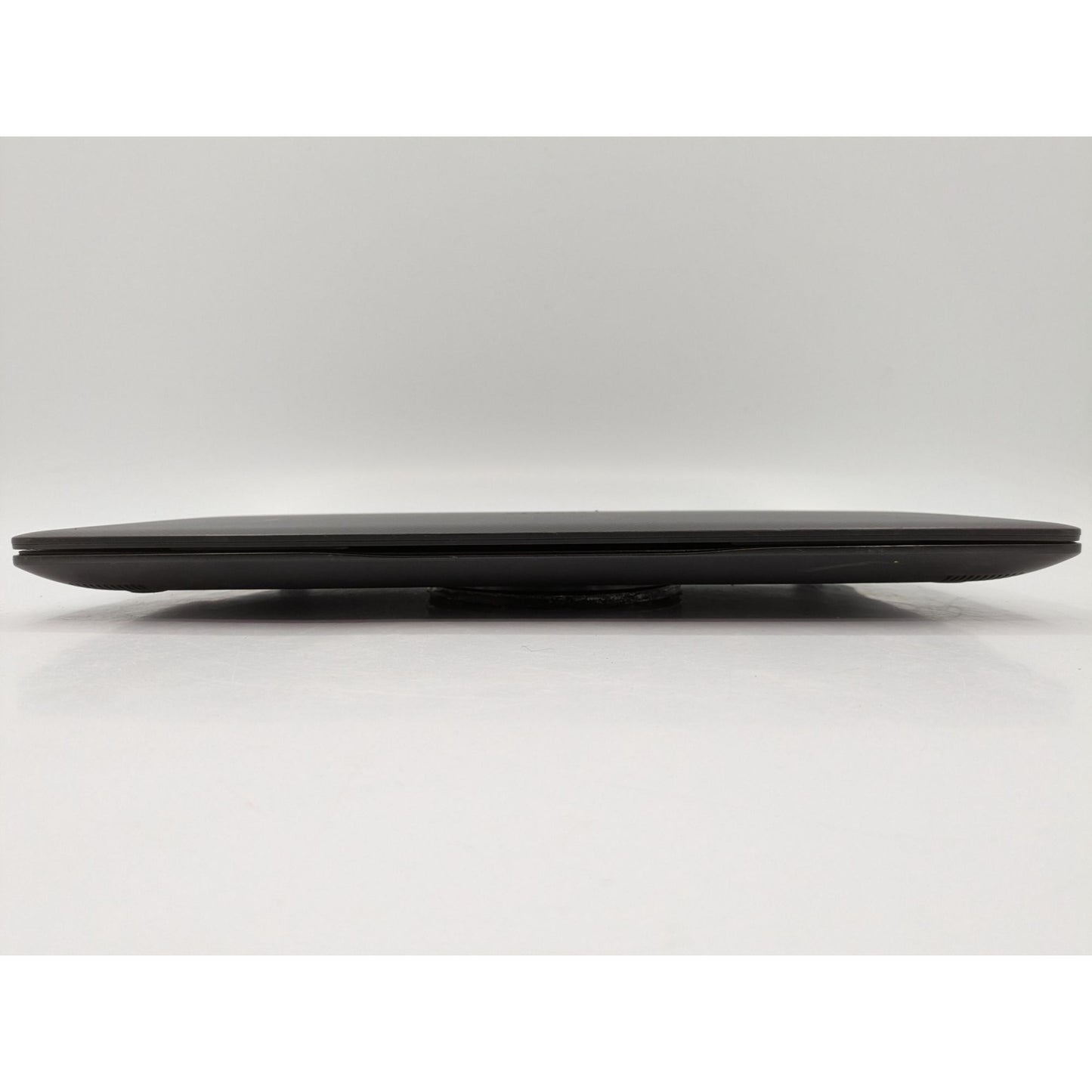 Dell Vostro 3581 15.6" Display Intel Core i3-7020U 2.30 GHz Processor Laptop