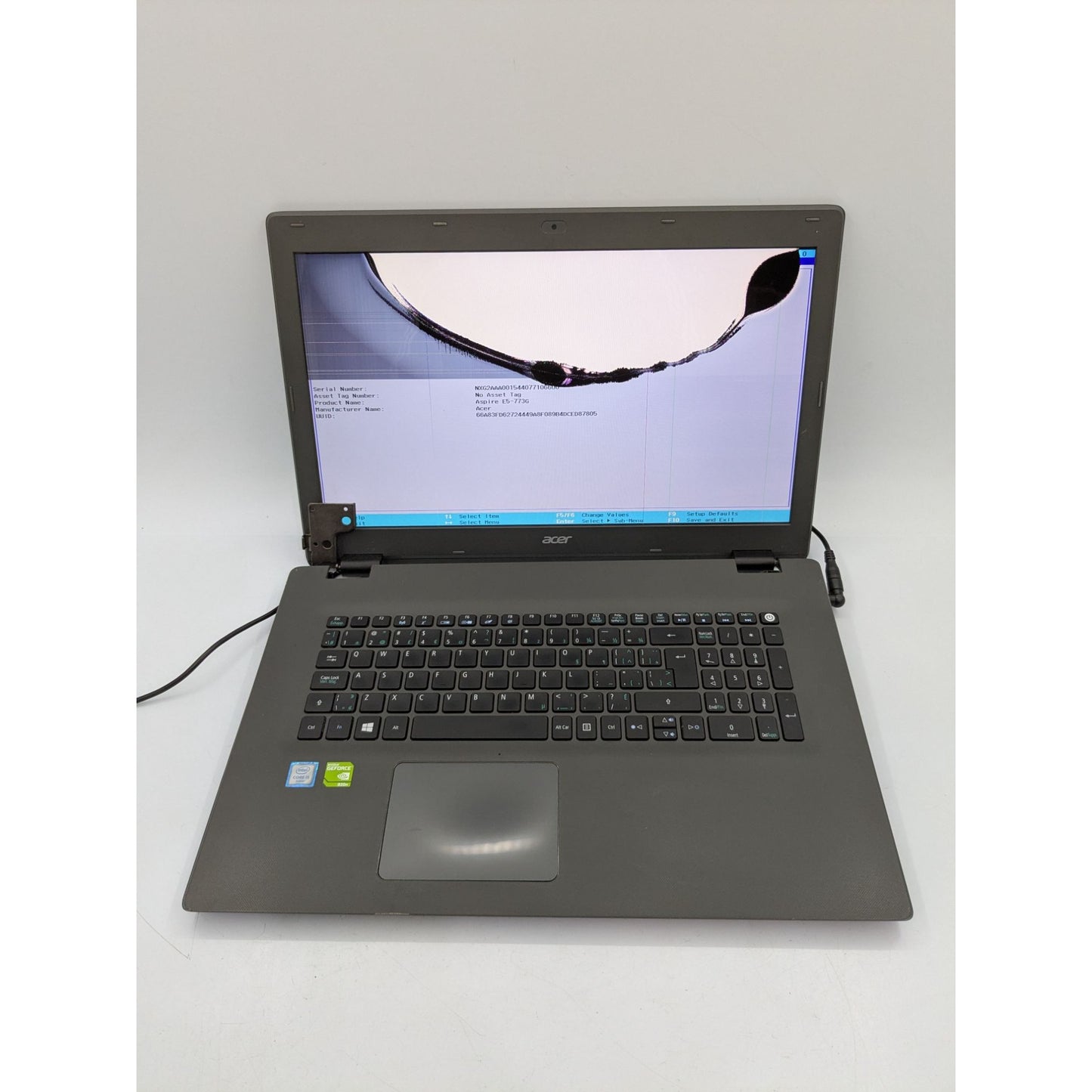 Acer Aspire E5-773G-5273 17.3" Display Intel Core i5-6200U 2.30 GHz 4GB RAM