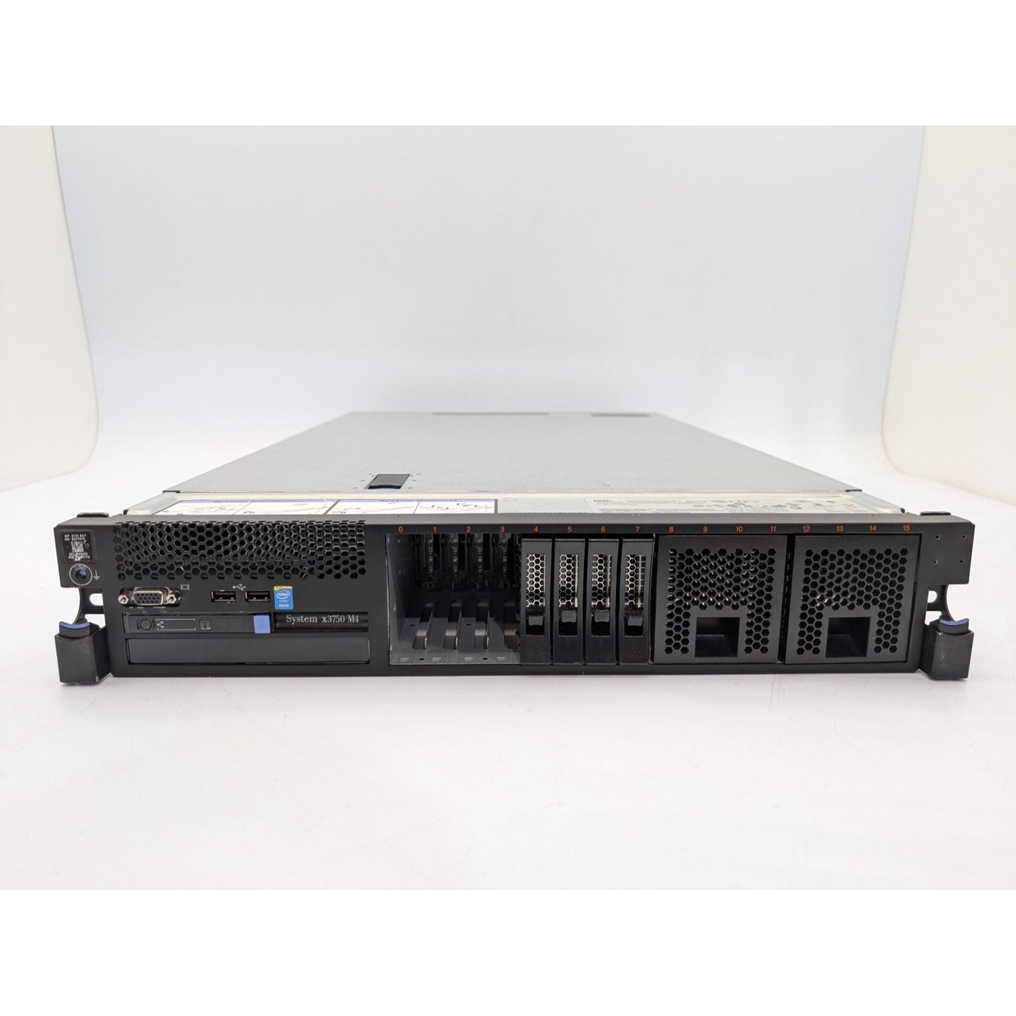 IBM System X3750 M4 Intel Xeon E5-4640 2.4GHz x4 CPUs 32GB RAM 2U Rack Server