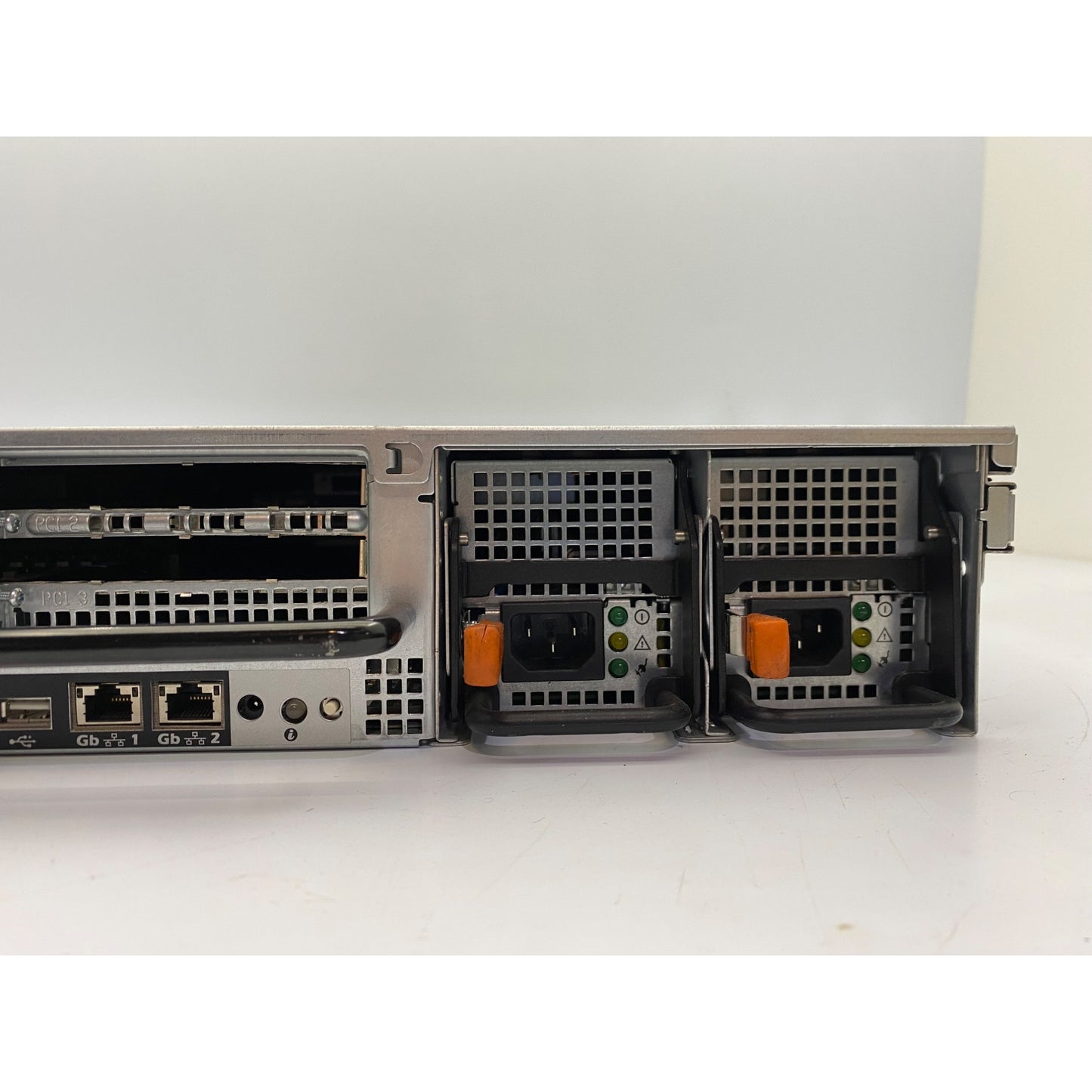 Dell PowerEdge 2950 Server Xeon E5405 2.00GHz 20GB RAM DVD-ROM
