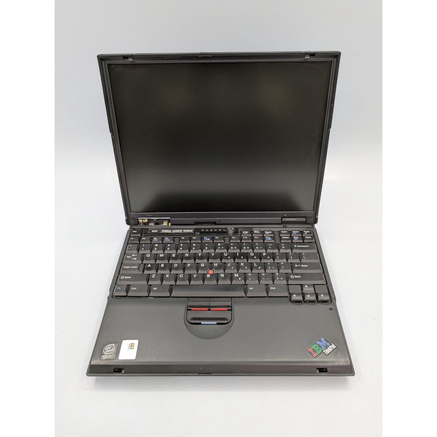 IBM ThinkPad T21 14" Screen Laptop Intel Pentium III 0.75GHz Processor 128MB RAM