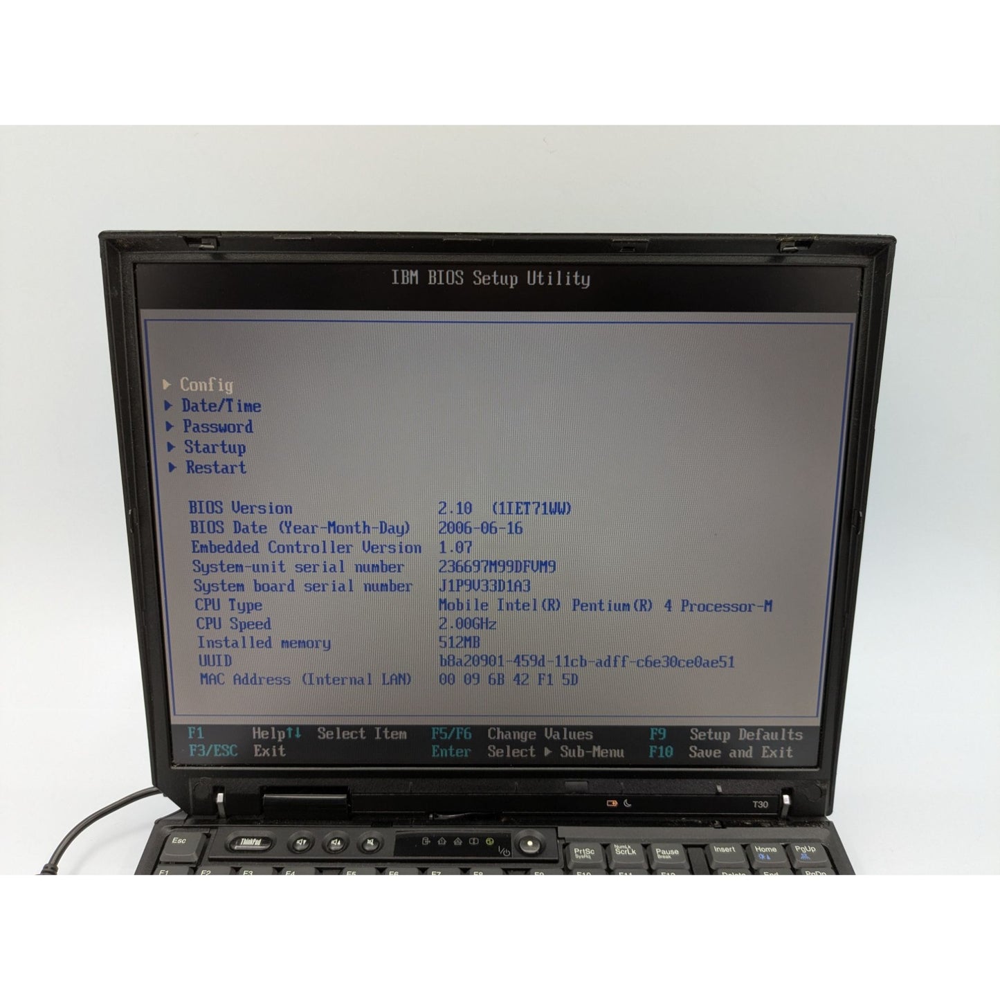 IBM ThinkPad T30 14" Display Intel Pentium 4 2.00GHz Processor 512MB RAM Laptop