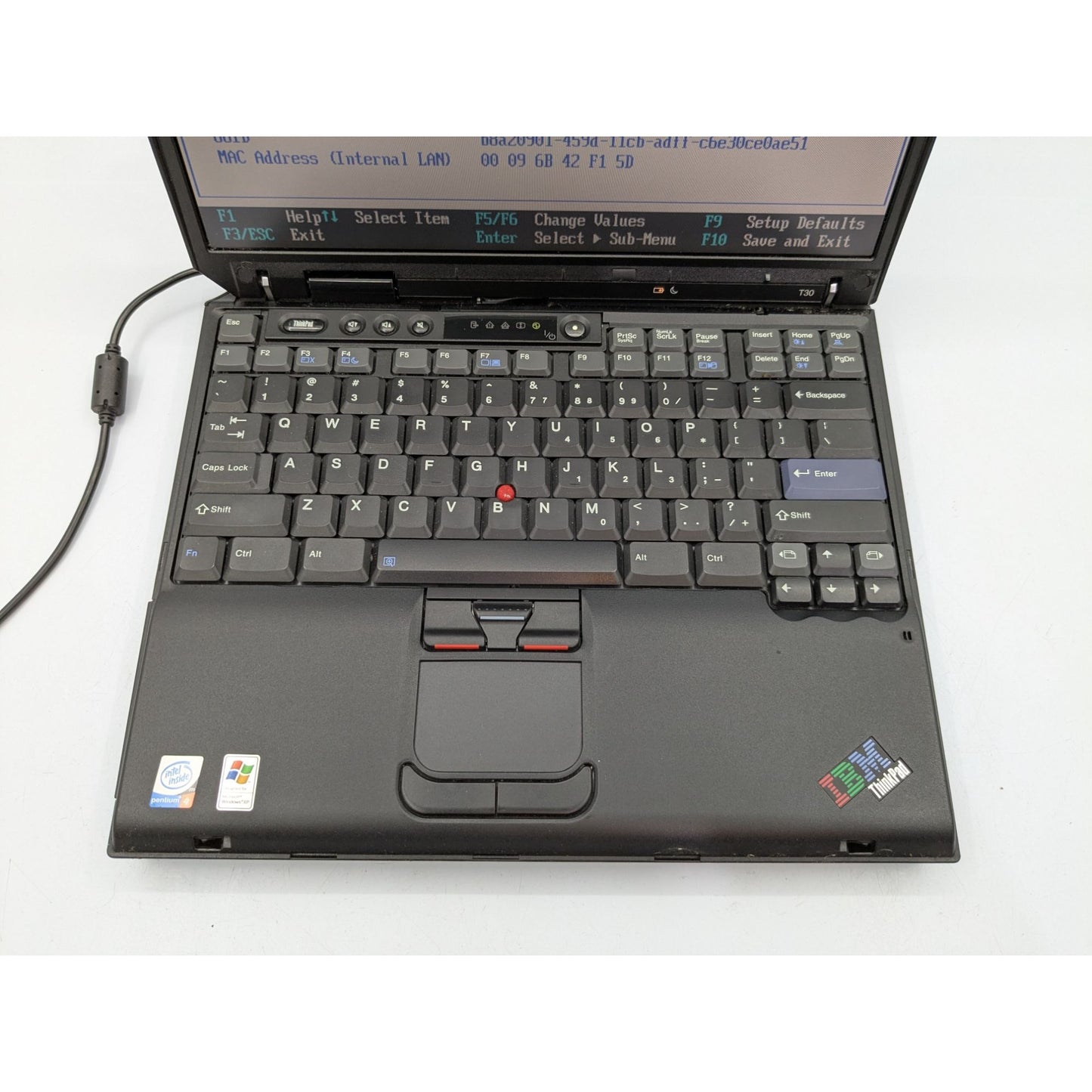 IBM ThinkPad T30 14" Display Intel Pentium 4 2.00GHz Processor 512MB RAM Laptop