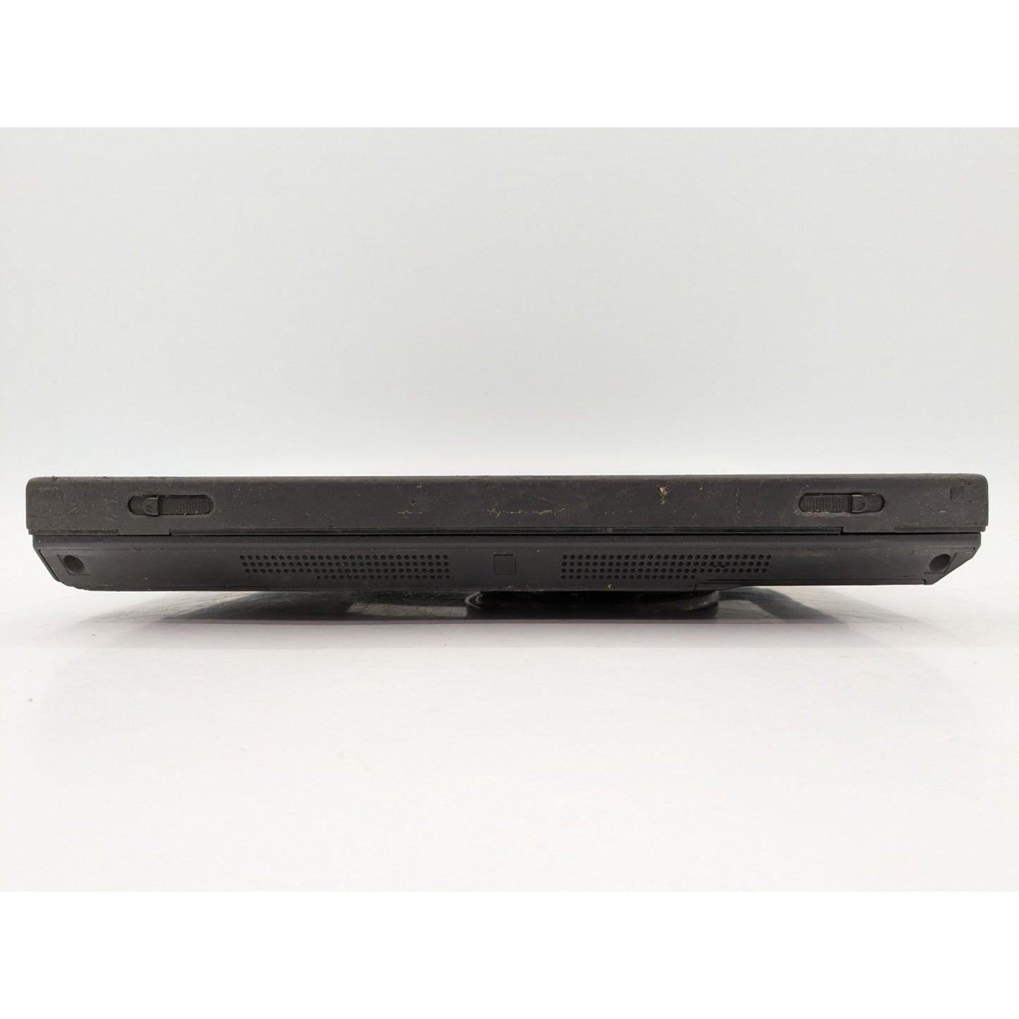 IBM ThinkPad T30 14" Display Intel Pentium 4 2.00GHz Processor 512MB RAM Laptop