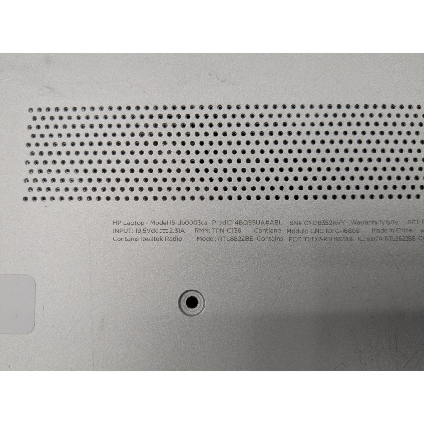 HP 15-DB0003CA 2200U 15.6" Screen AMD Ryzen 3 8GB RAM 128GB SSD Windows 11 Home