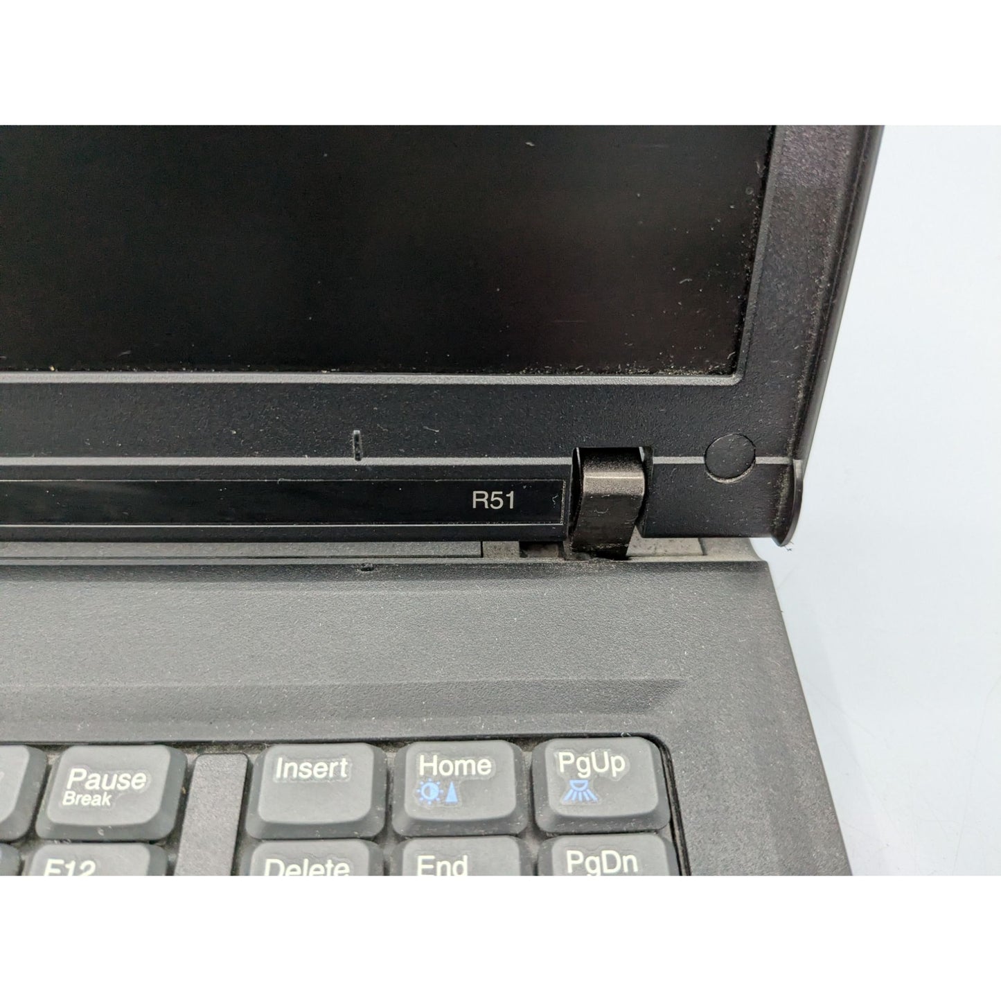 IBM ThinkPad R51 15" Display Intel Pentium M 1.50 GHz 512MB RAM Black Laptop