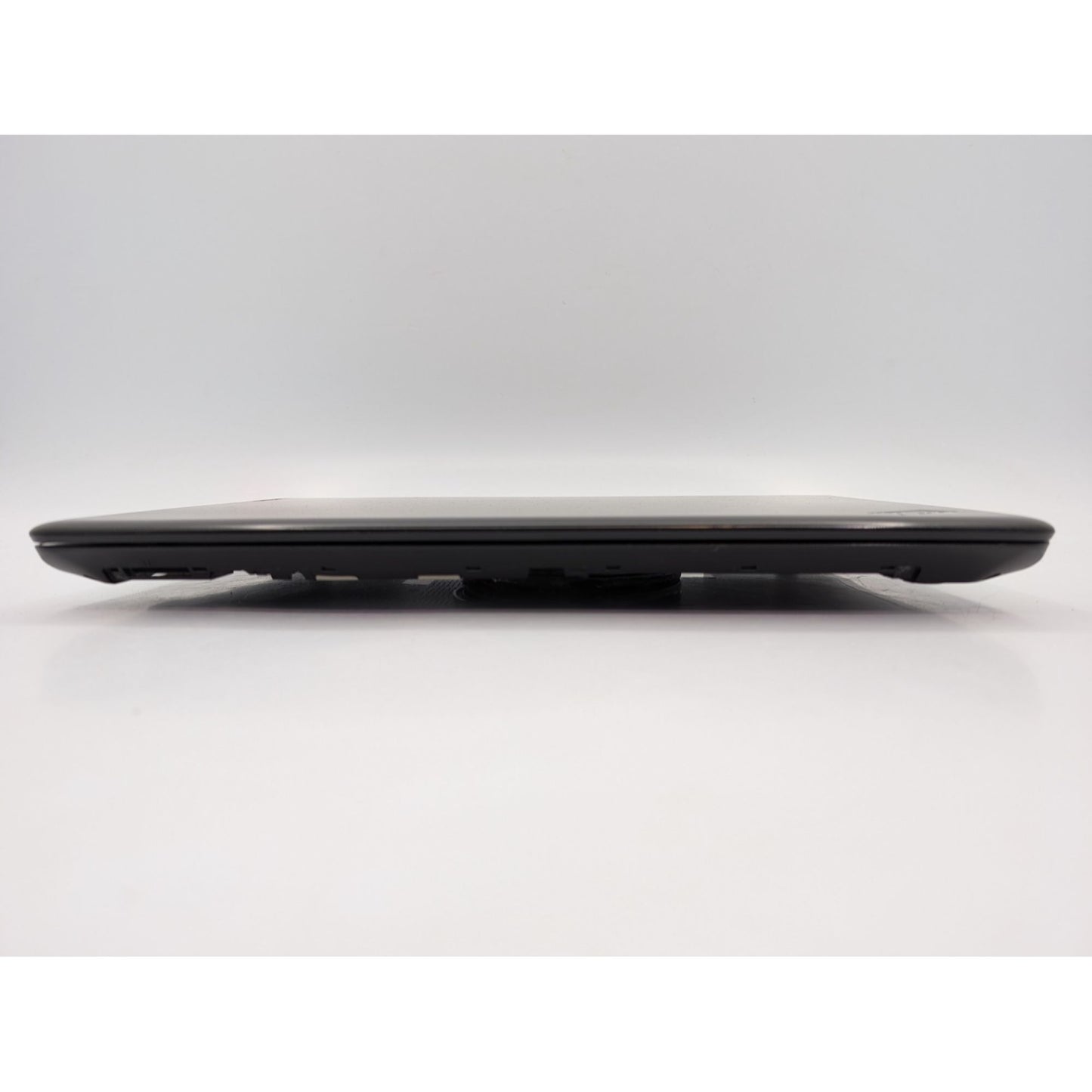 Lenovo ThinkPad E570 Intel Core i7-7500U 2.70GHz Processor 15.6" Screen Laptop