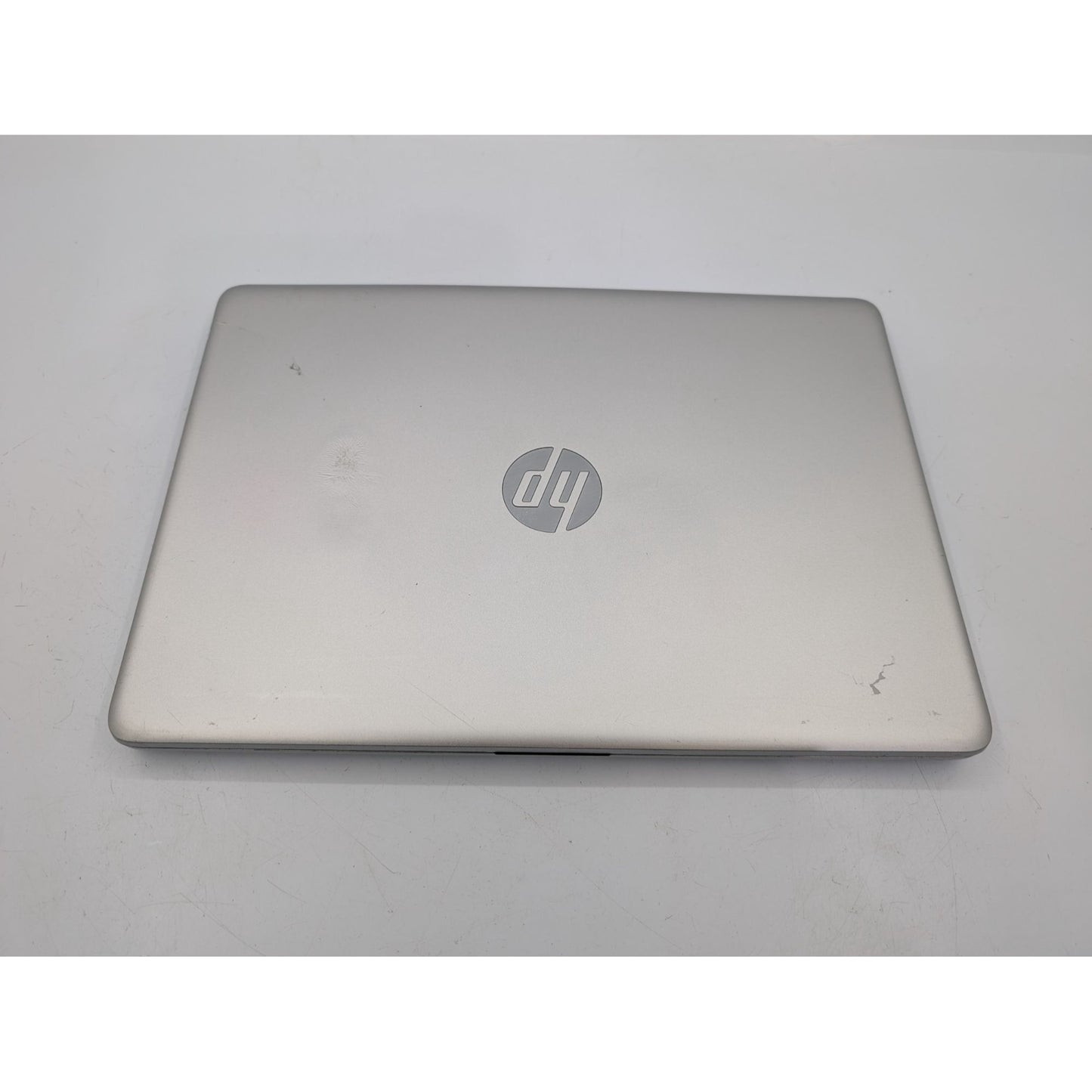 HP 14-DK0058CA 14" Display AMD Ryzen 3 3200U 2.60GHz Processor Silver Laptop