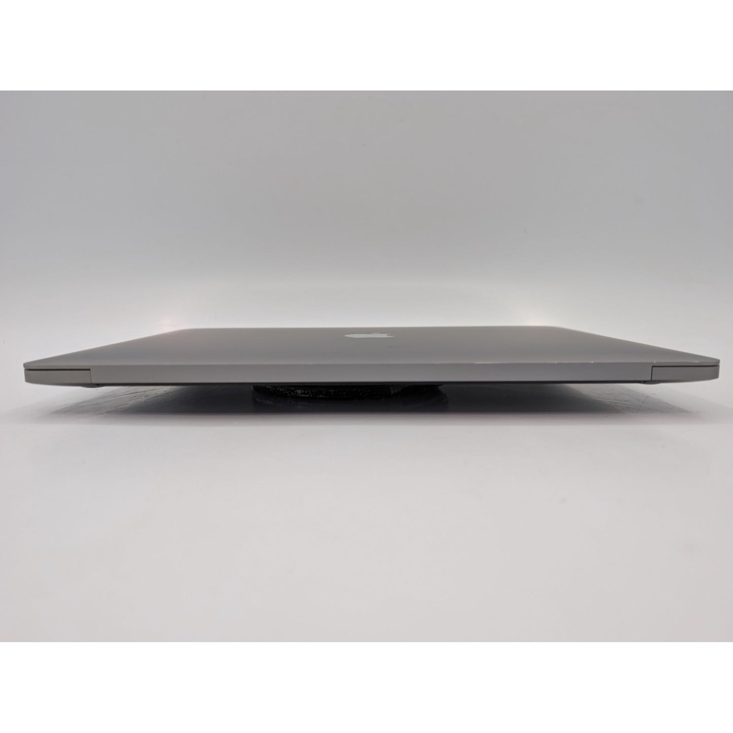 2020 Apple MacBook Pro A2251 13" Screen Intel Core i7 1068NG7 32GB RAM 512GB SSD