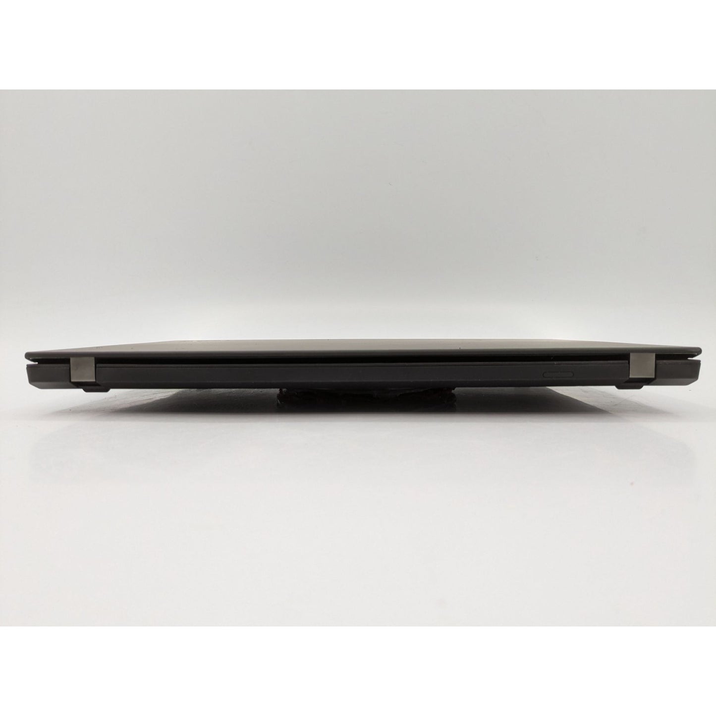 Lenovo ThinkPad T490 14" Display Intel Core i5-8365U Laptop 1.60 Ghz Processor