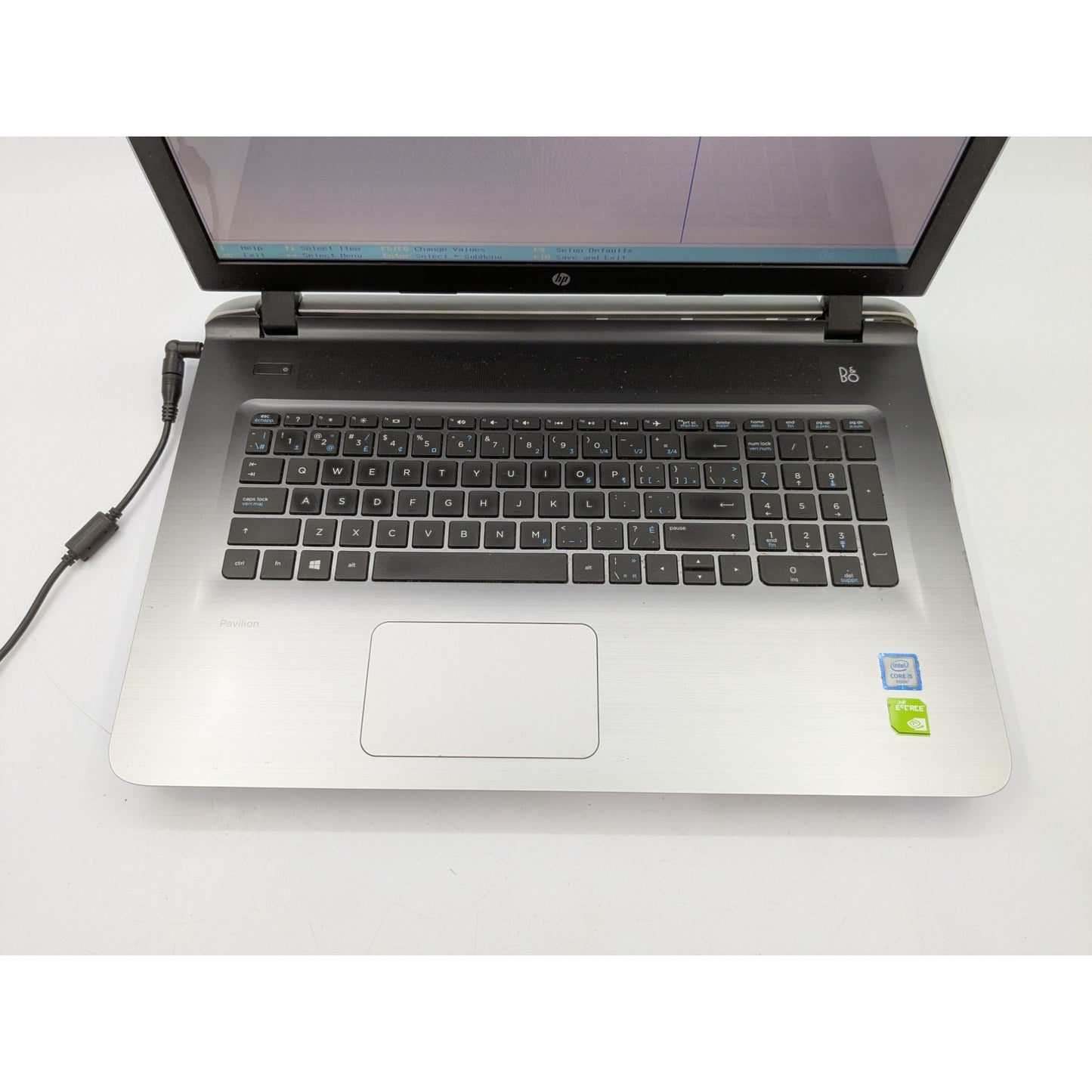 HP Pavilion 17-G178CA 17.3” Screen Intel Core i5-6200U 2.30GHz Processor 4GB RAM