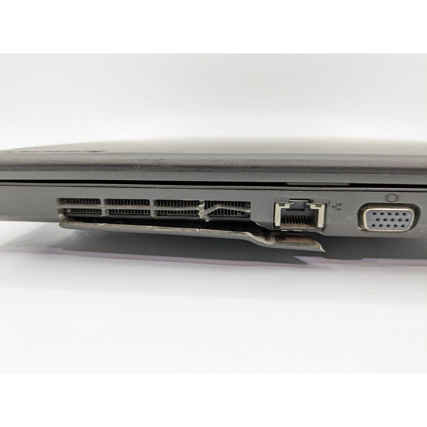 Lenovo ThinkPad E560 15.6" Display Intel Core i7-6500U 2.50GHz 4GB RAM Laptop