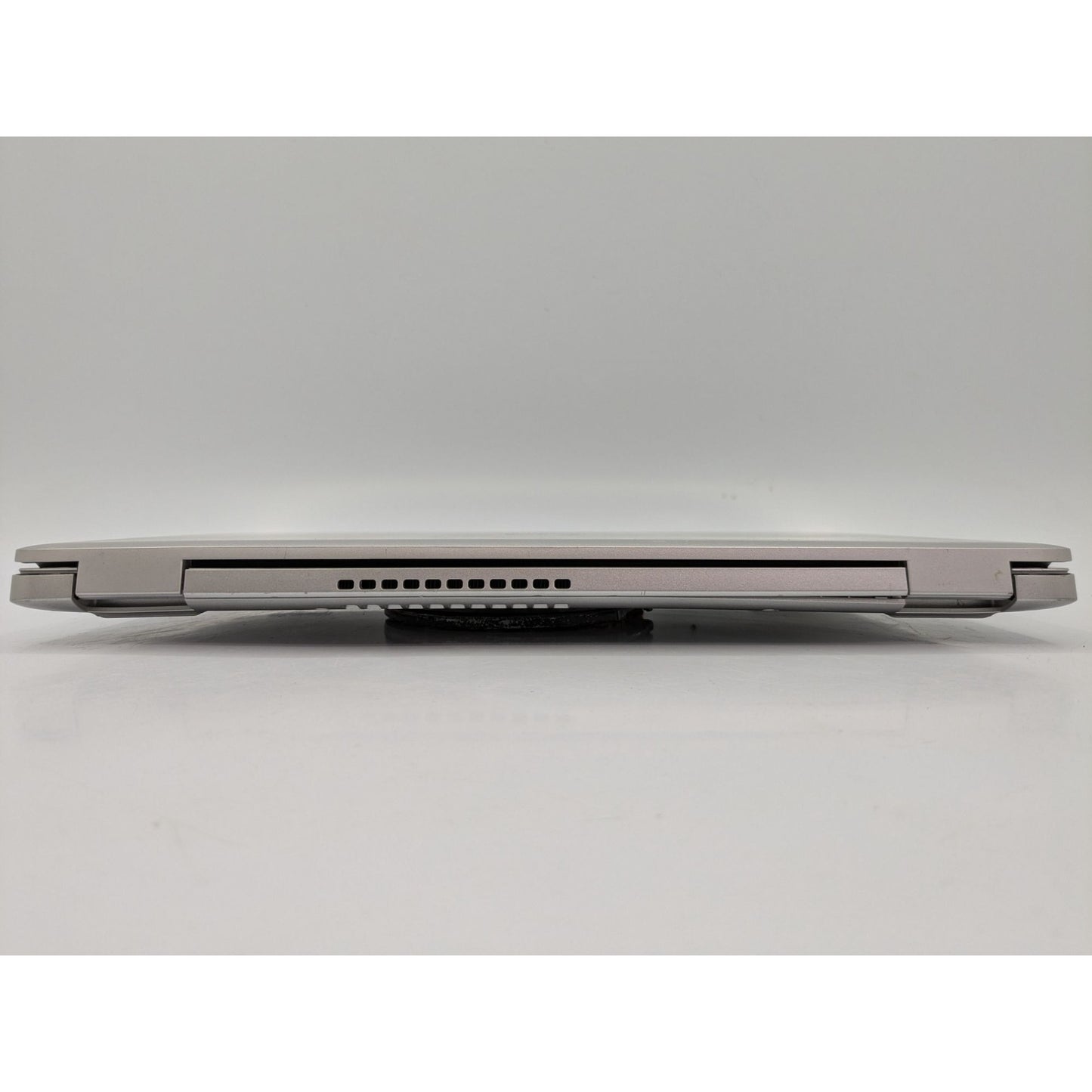 Dell Inspiron 5584 15.6" Display Intel Core i7-8565U 1.7GHz Processor Laptop