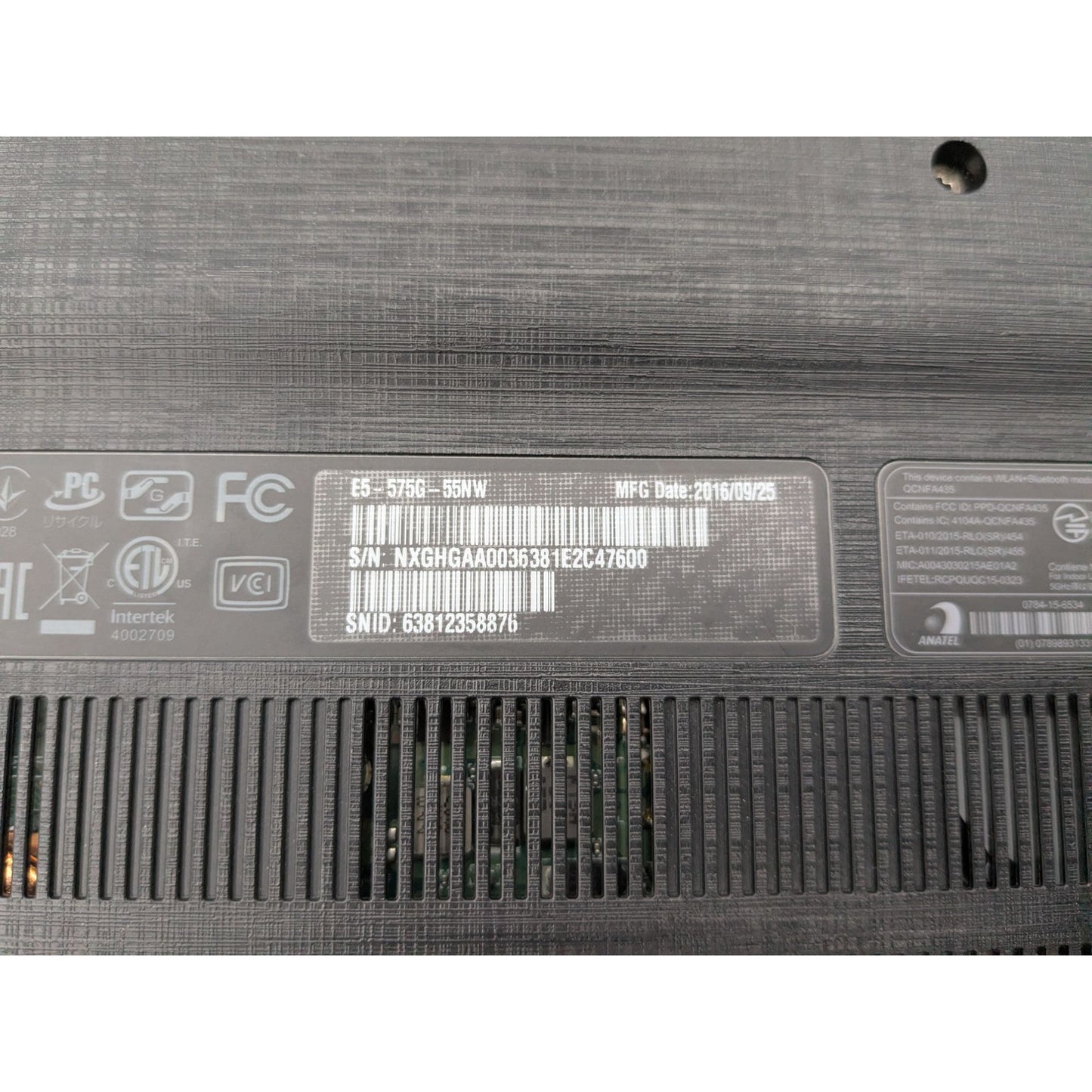 Acer Aspire E15 E5-575G-55NW 15.6" Intel Core i5-7200U 2.5GHz Processor Laptop