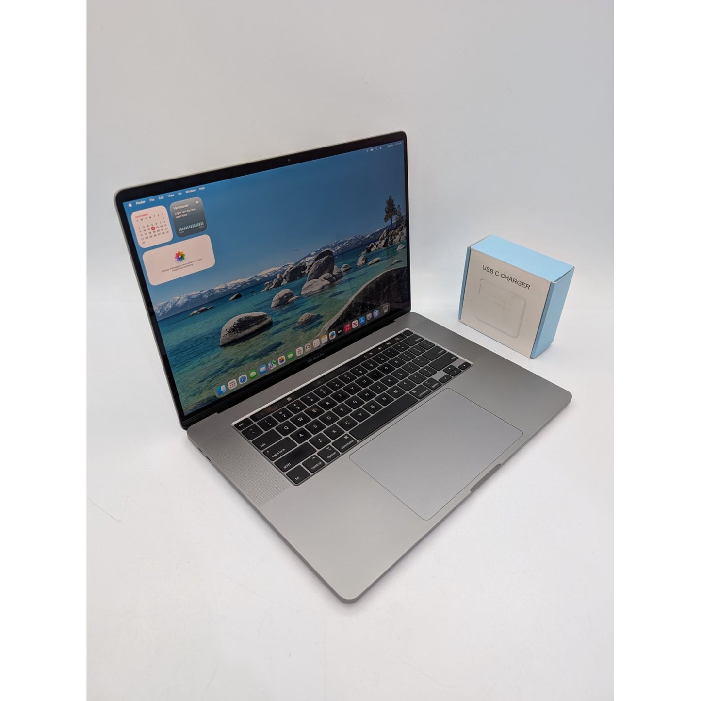 2019 Apple MacBook Pro A2141 16" Intel Core i7-9750H 16GB  RAM 512GB SSD 2.6GHz