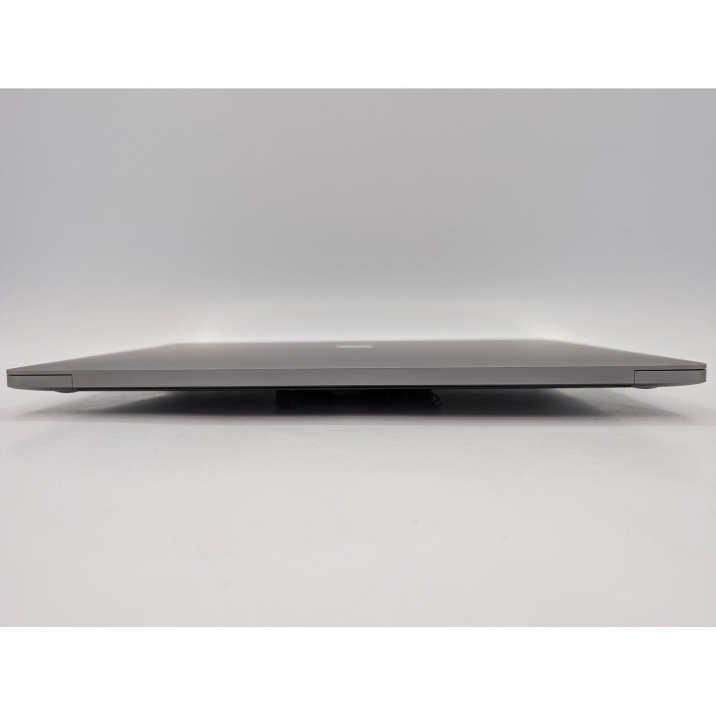 2019 Apple MacBook Pro A2141 16" Intel Core i7-9750H 16GB  RAM 512GB SSD 2.6GHz