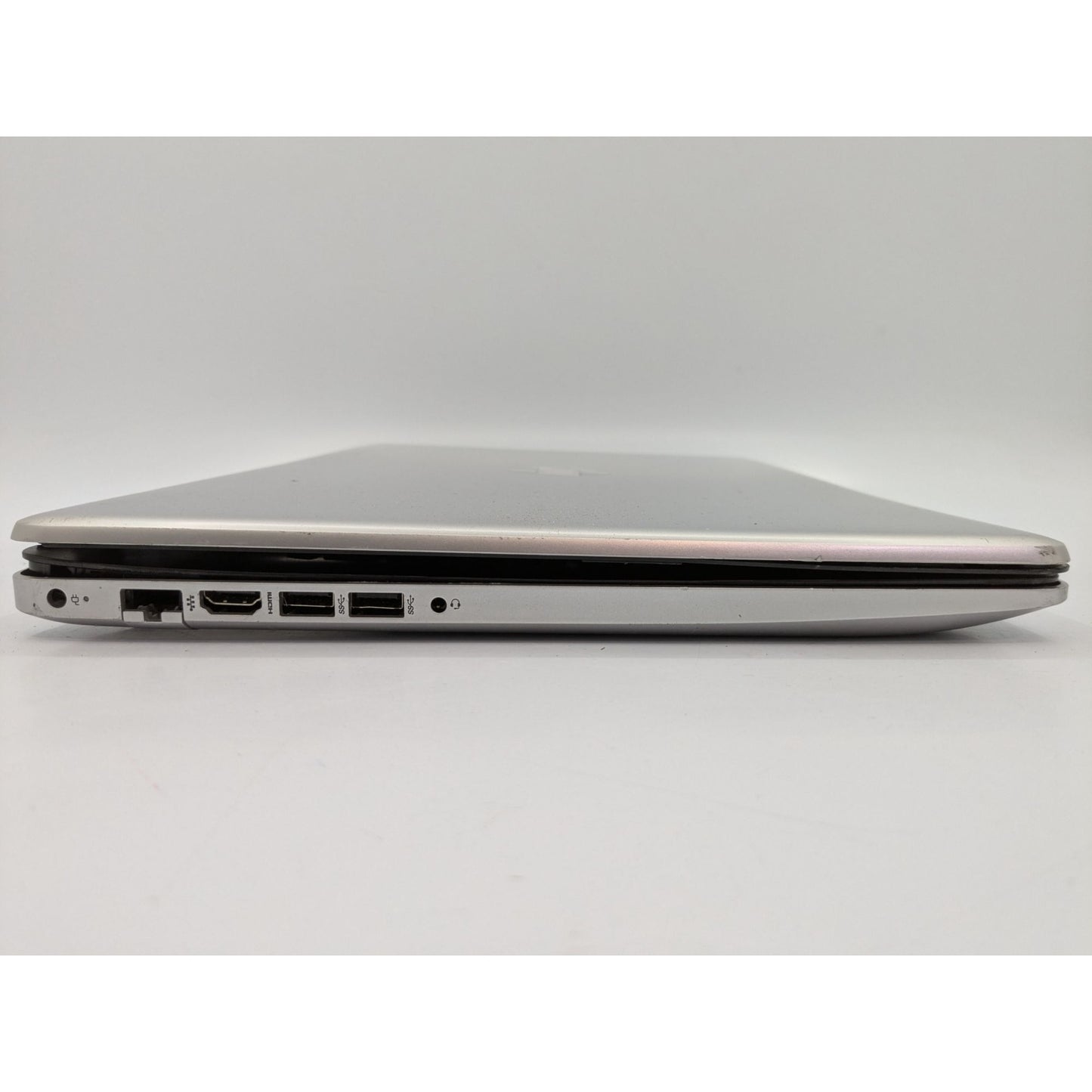 HP 17-CA0006CA 17.3" Screen AMD Ryzen 3-2300U 2.00GHz Processor Silver Laptop