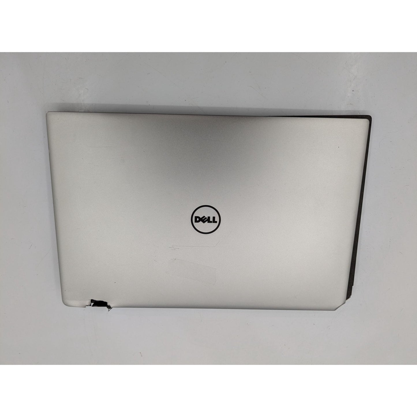 Dell XPS 13 9343 13.3" Display Intel Core i5-5200U 2.20 GHz 8GB RAM Silver Laptop