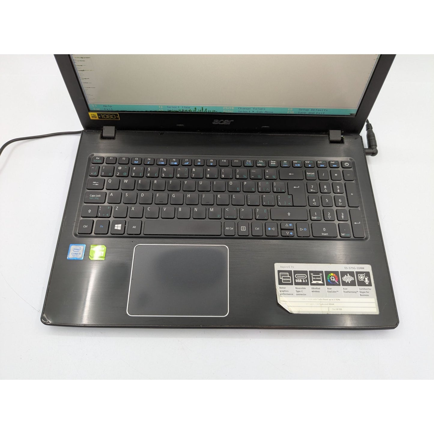 Acer Aspire E15 E5-575G-55NW 15.6" Display Intel Core i5-7200U 2.50GHz Laptop