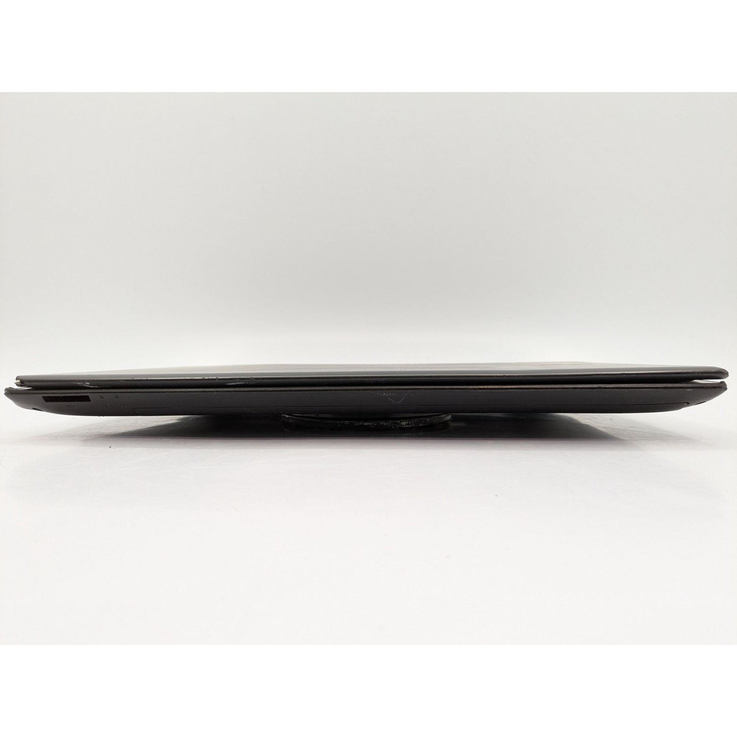 Acer Aspire E15 E5-575G-55NW 15.6" Display Intel Core i5-7200U 2.50GHz Laptop