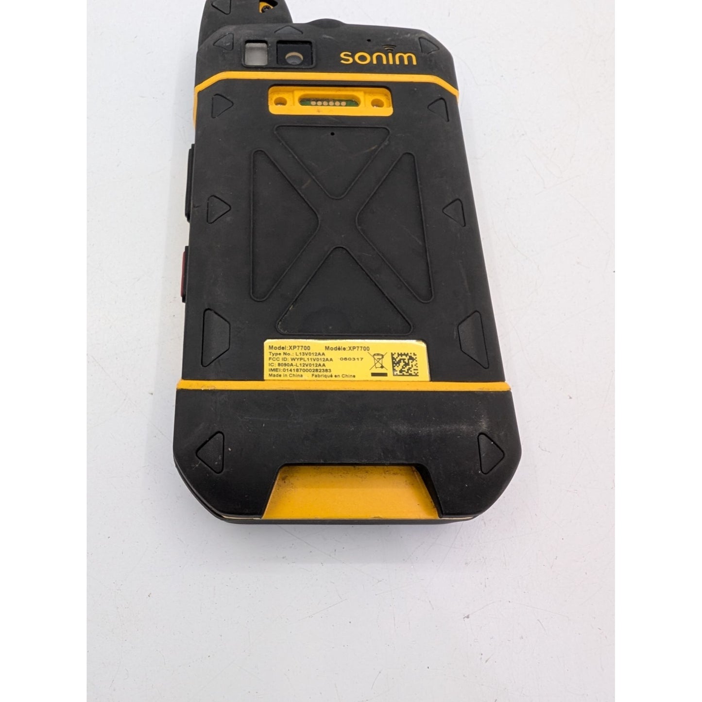 Sonim XP7700 Smartphone 4" Wi-Fi Bluetooth Qualcomm MSM8926 Android 5 (1GB+16GB)
