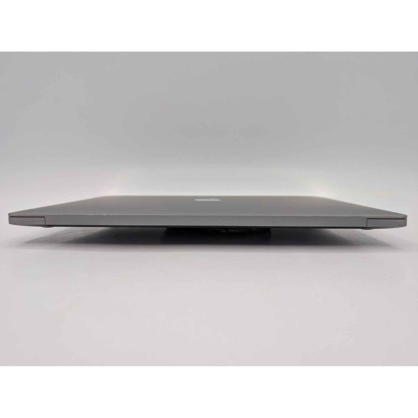 2020 Apple MacBook Pro A2251 13" Screen Intel Core i7-1068NG7 32GB RAM 512GB SSD