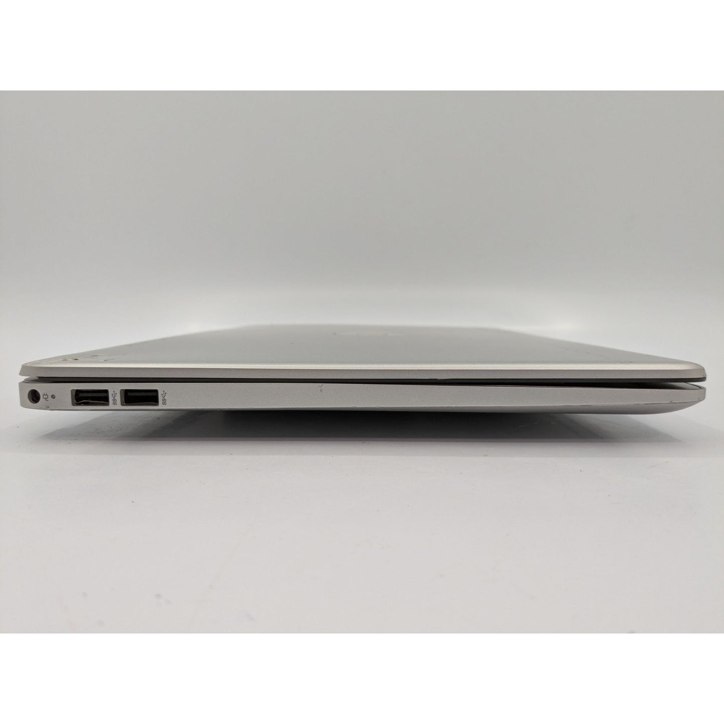 HP 15-EF3003CA 15.6" Display AMD Ryzen 7 5825U Silver Laptop 2.00 GHz Processor