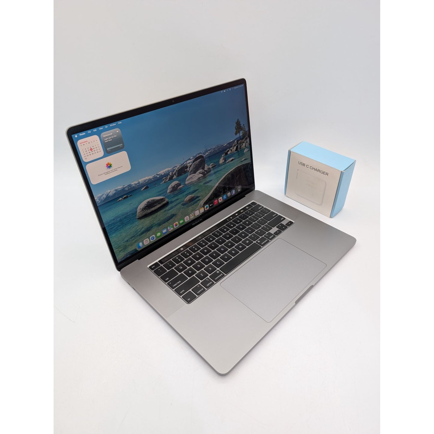 2019 Apple MacBook Pro A2141 16" Intel Core i7-9750H 2.6GHz 32GB RAM 512GB SSD