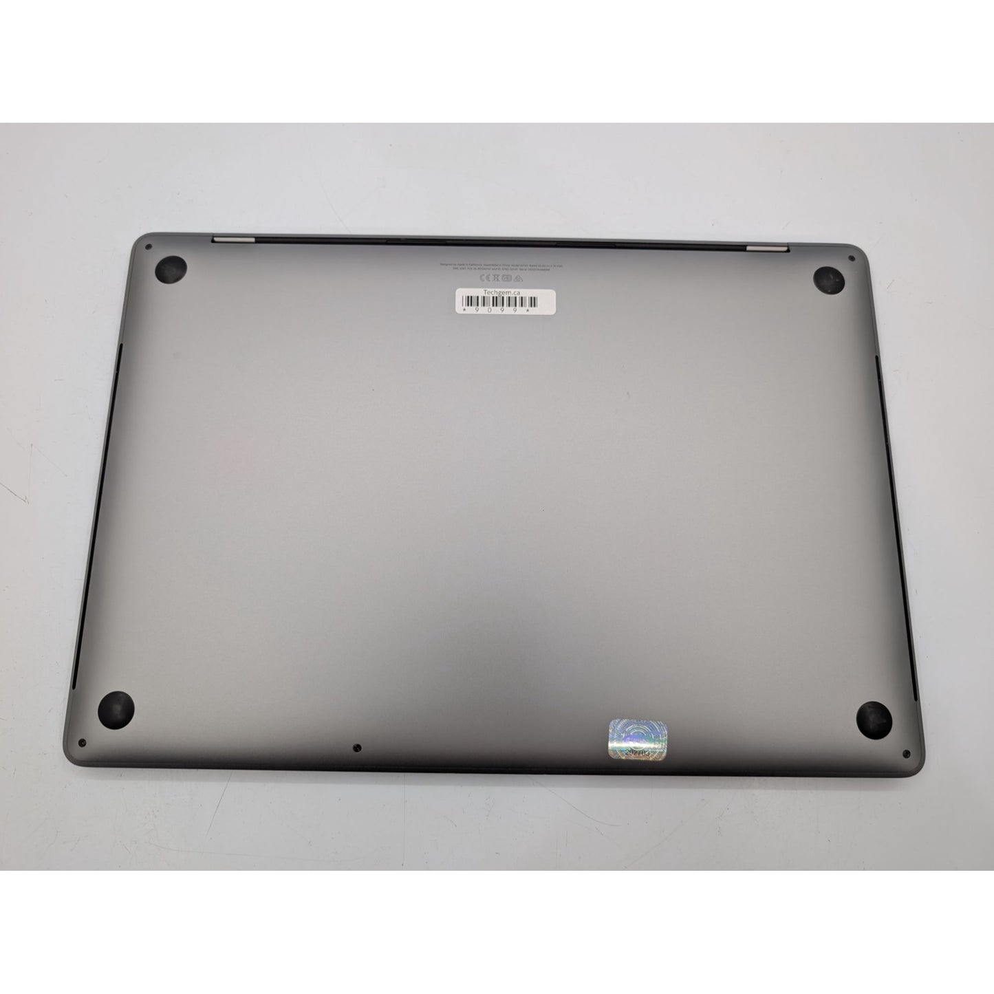 2019 Apple MacBook Pro A2141 16" Intel Core i7-9750H 2.6GHz 32GB RAM 512GB SSD