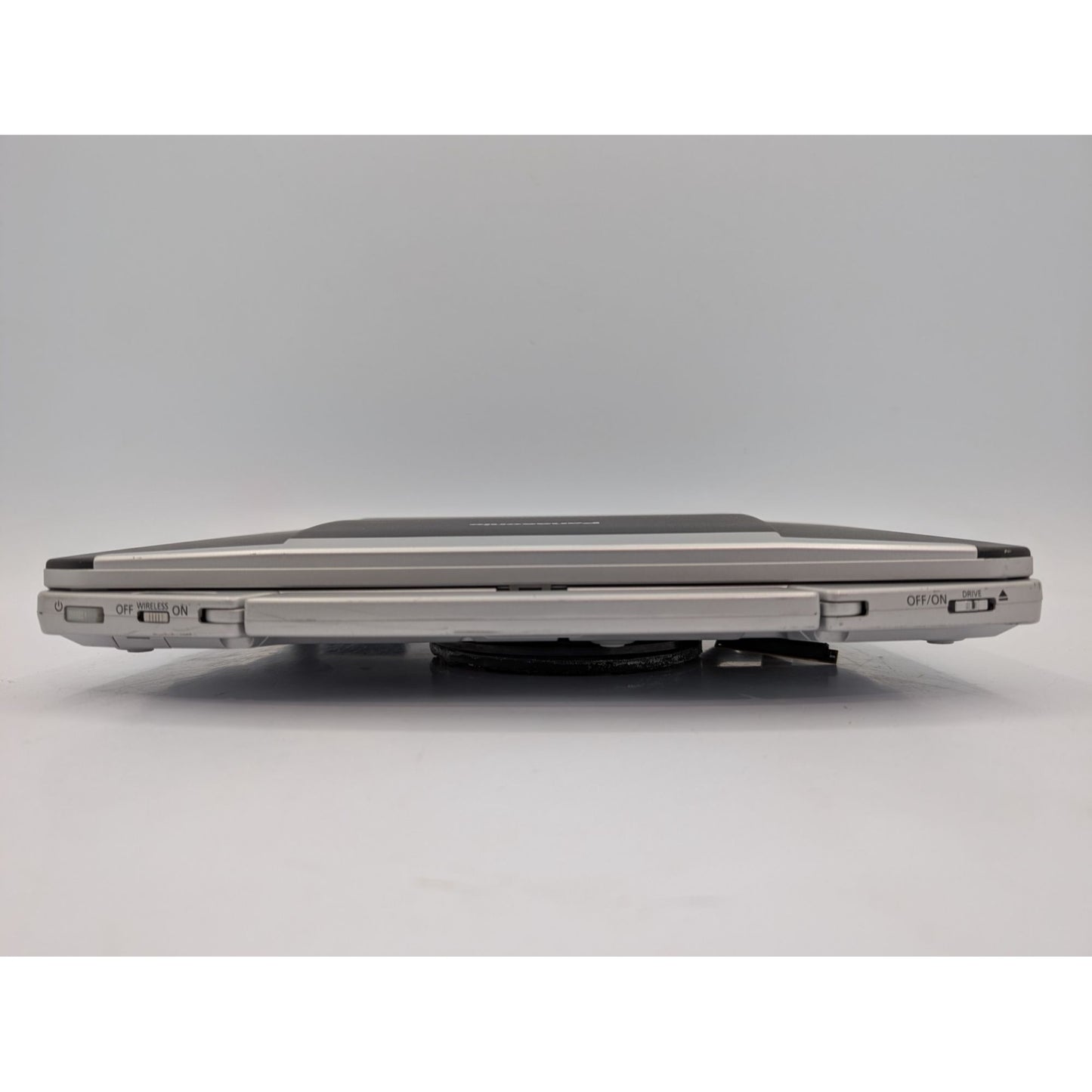 Panasonic Toughbook CF-F8 14" Display Intel Core 2 Duo P9400 2.40GHz 3GB RAM