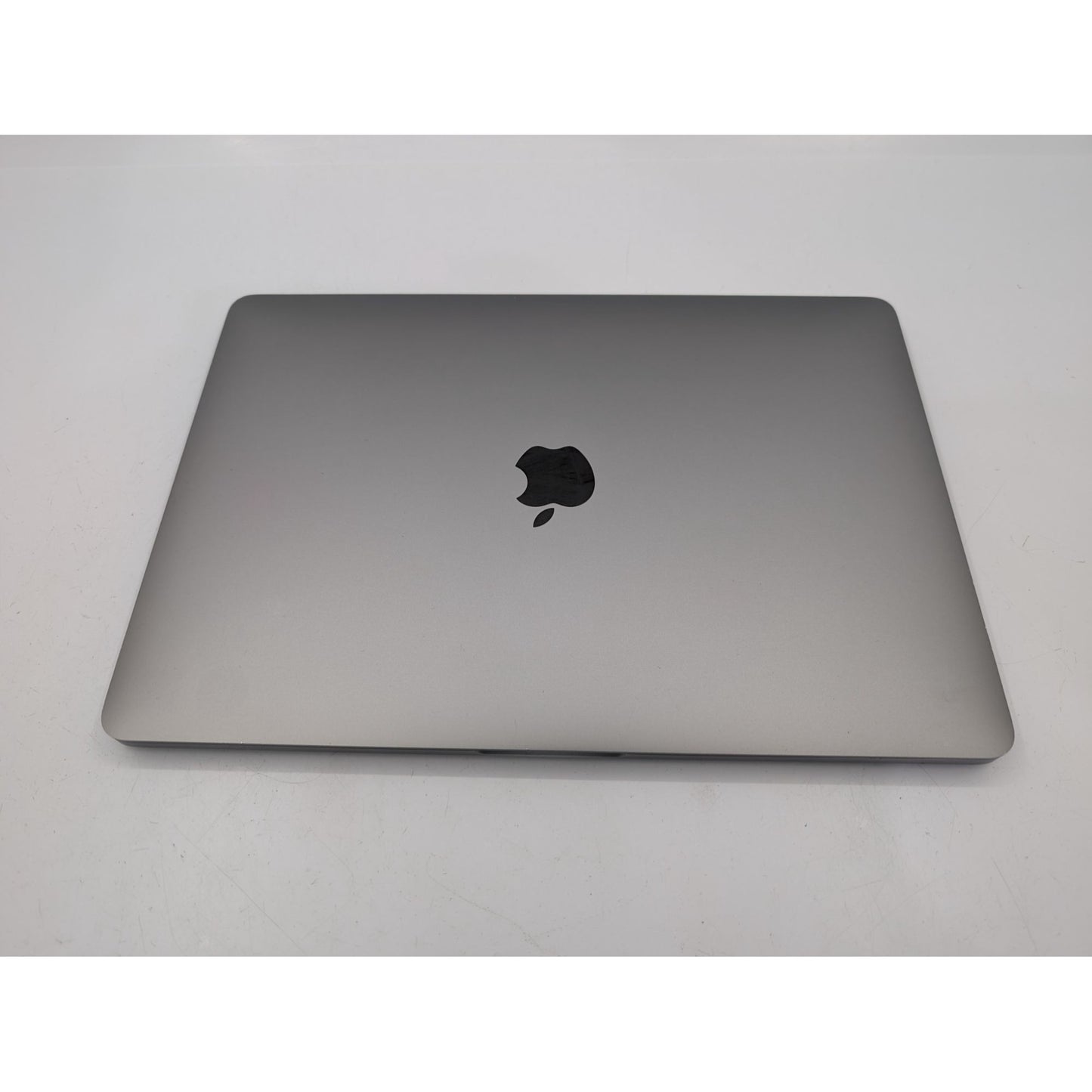 2020 Apple MacBook Pro A2251 13" Intel i7 1068NG7 32GB RAM 512GB SSD macOS Tahoe