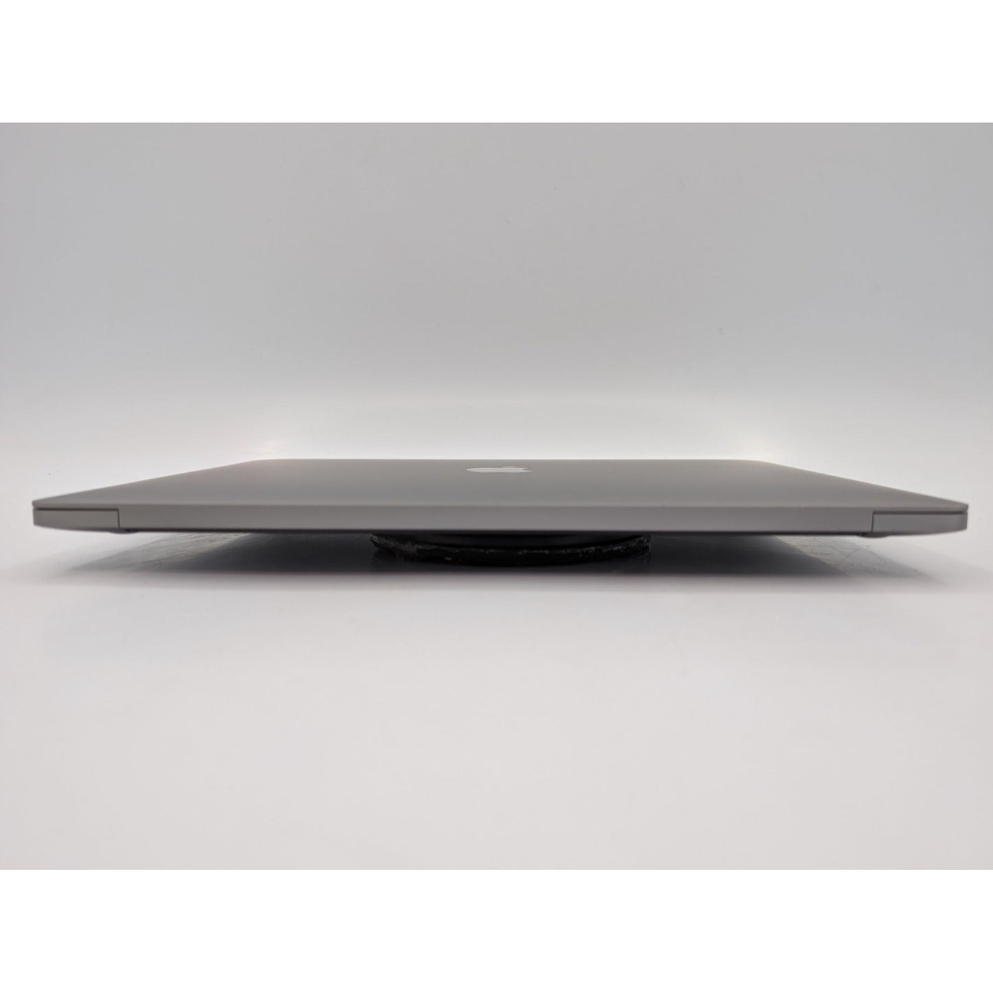 2020 Apple MacBook Pro A2251 13" Intel Core i7-1068NG7 2.3GHz 32GB RAM 512GB SSD