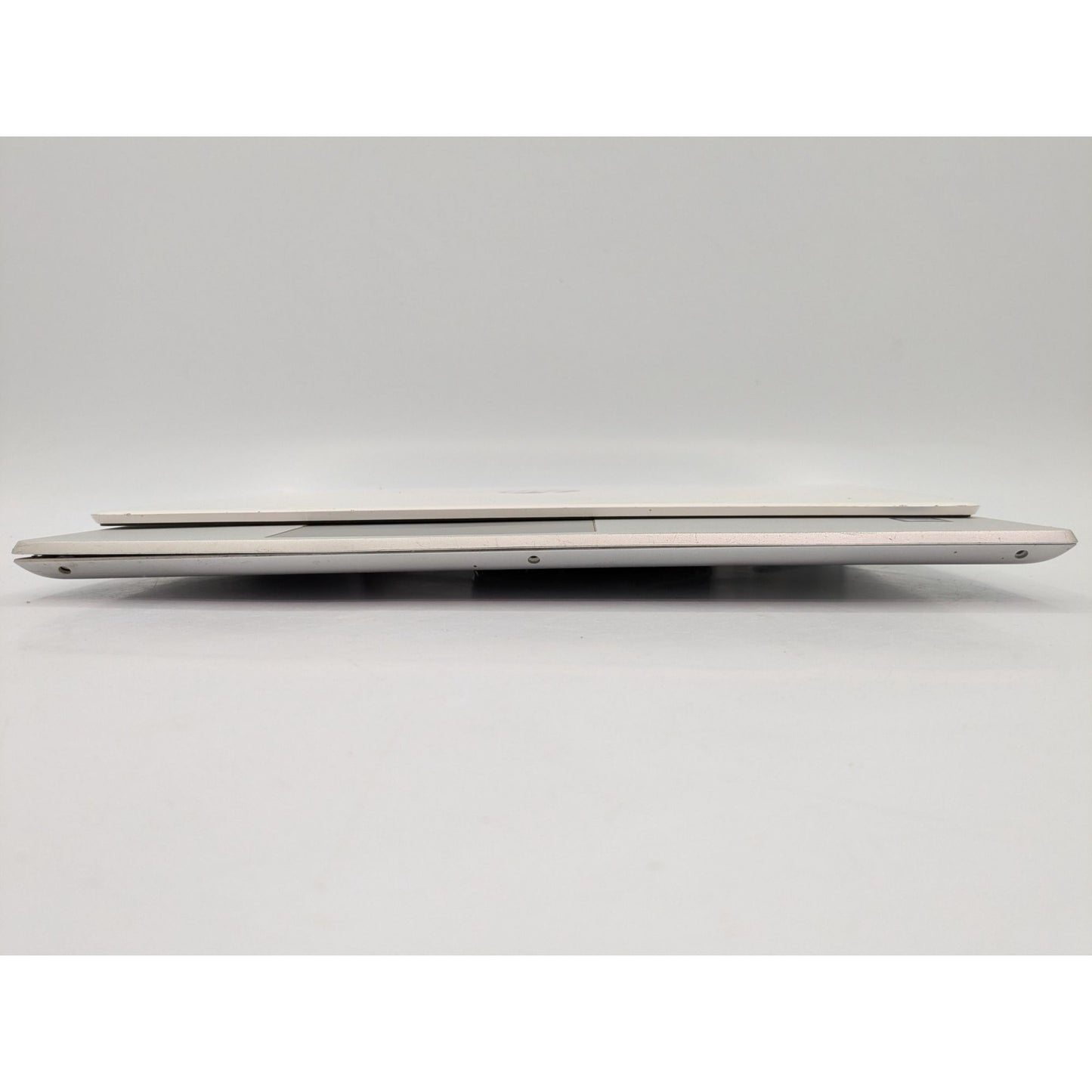 HP Pavilion 15-CS2079nr 15.6" Display Intel Core i5-8265U 1.60 GHz Silver Laptop