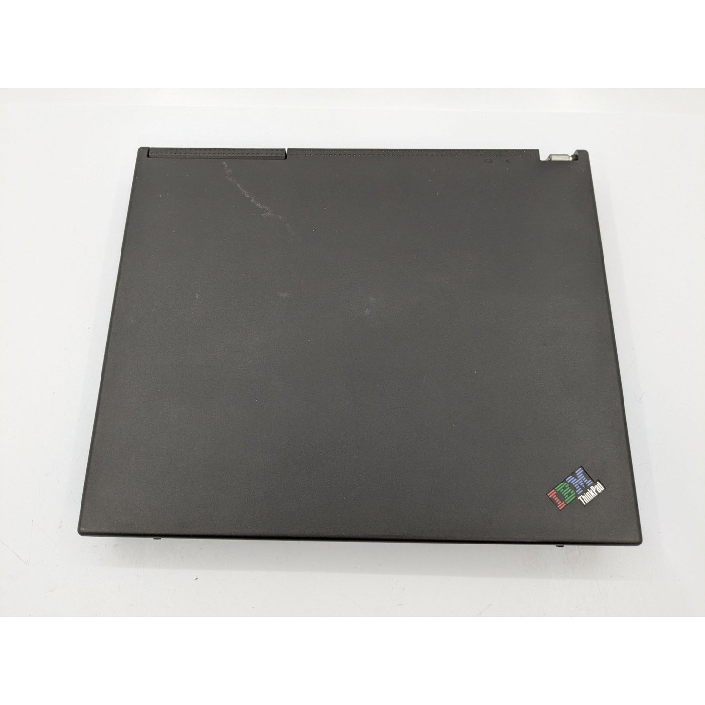 IBM ThinkPad i Series Type 2621-422 13" Display Intel Celeron 64MB RAM Laptop